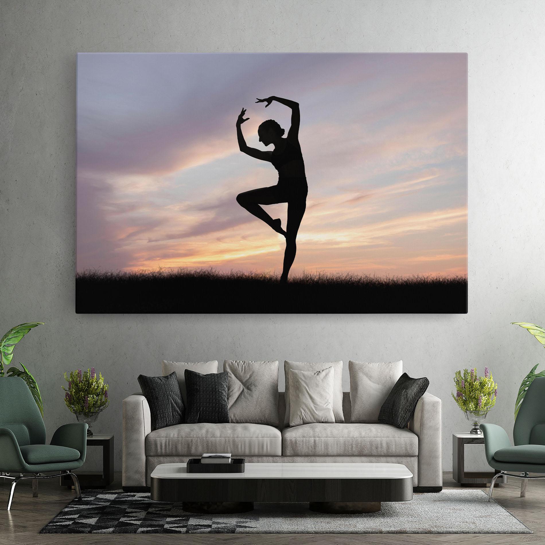 Leinwandbild Purple Sky Posing mockup 7