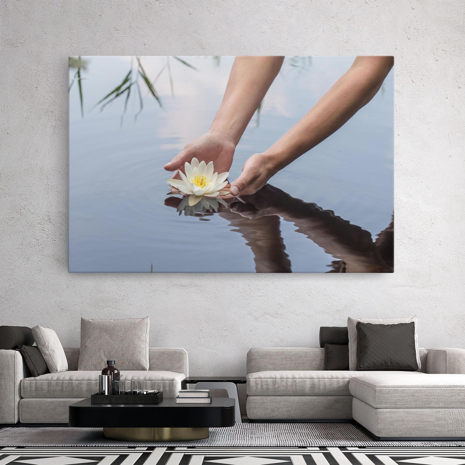 Leinwandbild Holding Lake Flower mockup 2