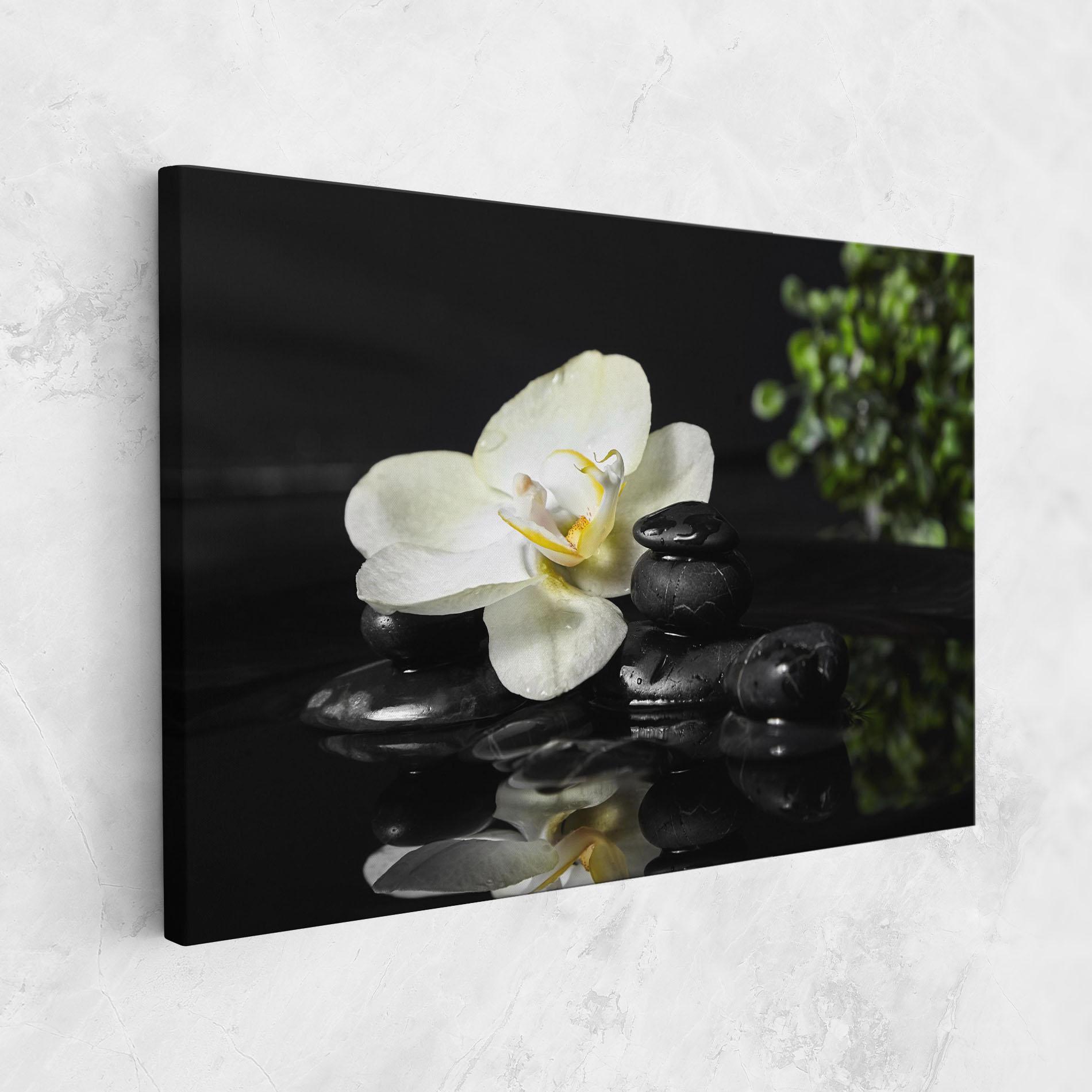 Leinwandbild White Spa Flower mockup 1