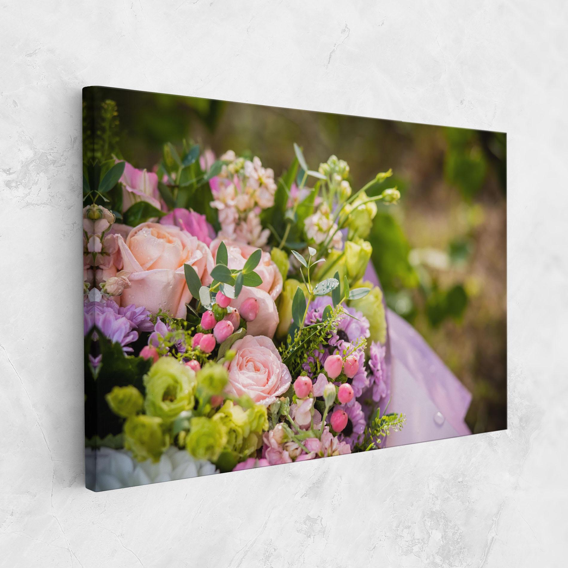 Leinwandbild Green Pink Bouquet mockup 1