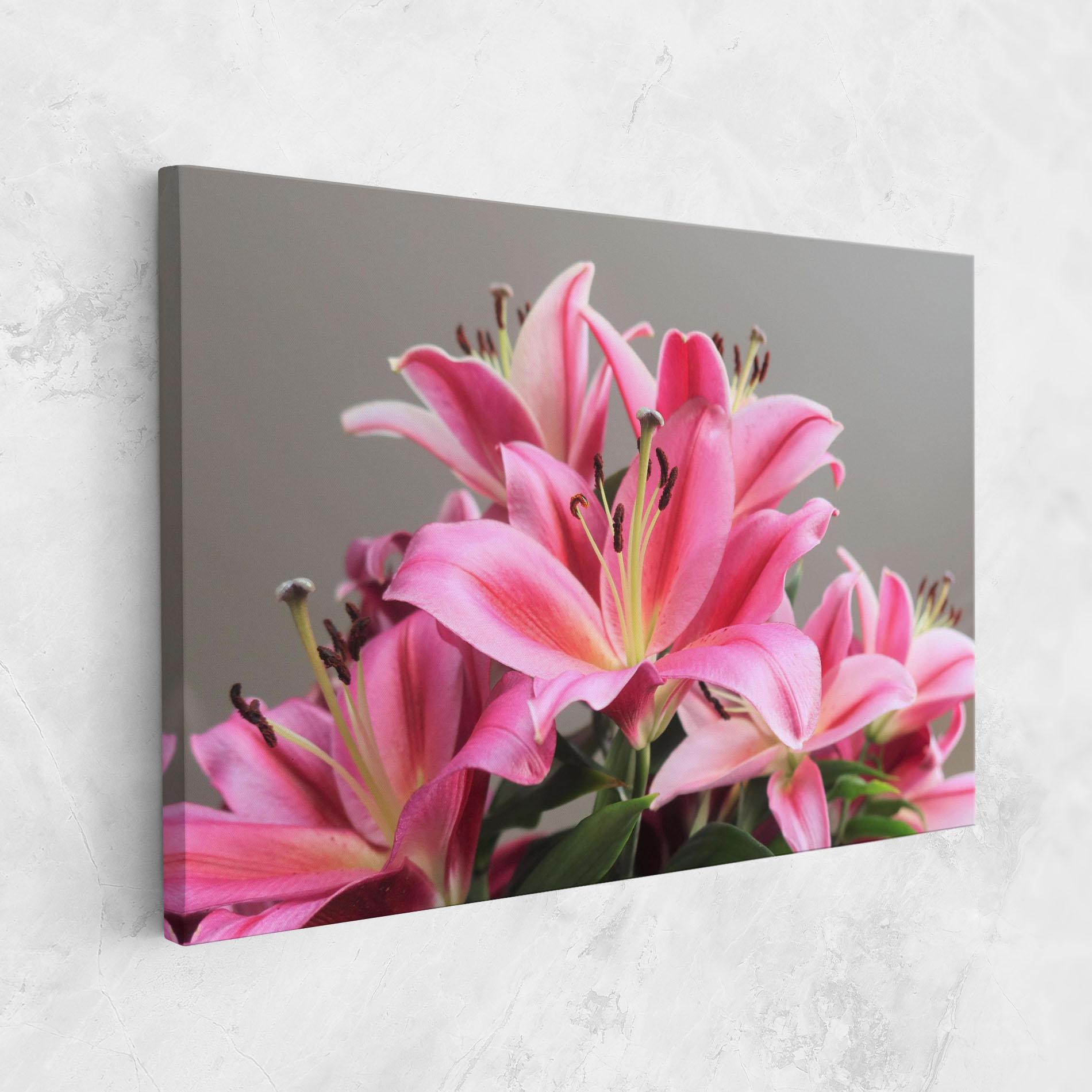 Leinwandbild Light Pink Lily View mockup 1