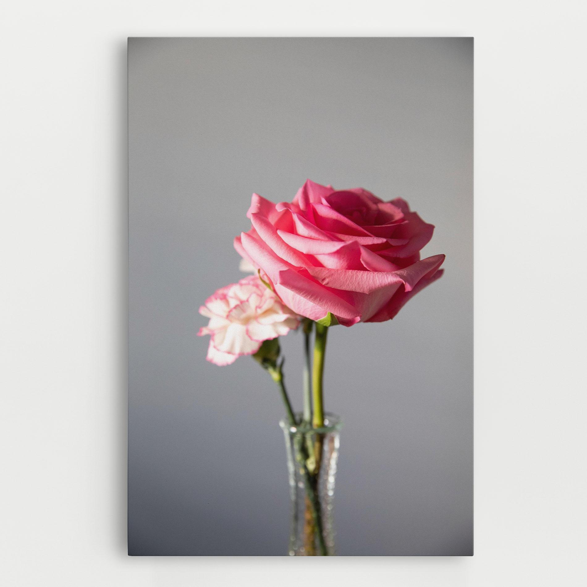Leinwandbild Big Pink Rose Vase mockup 0