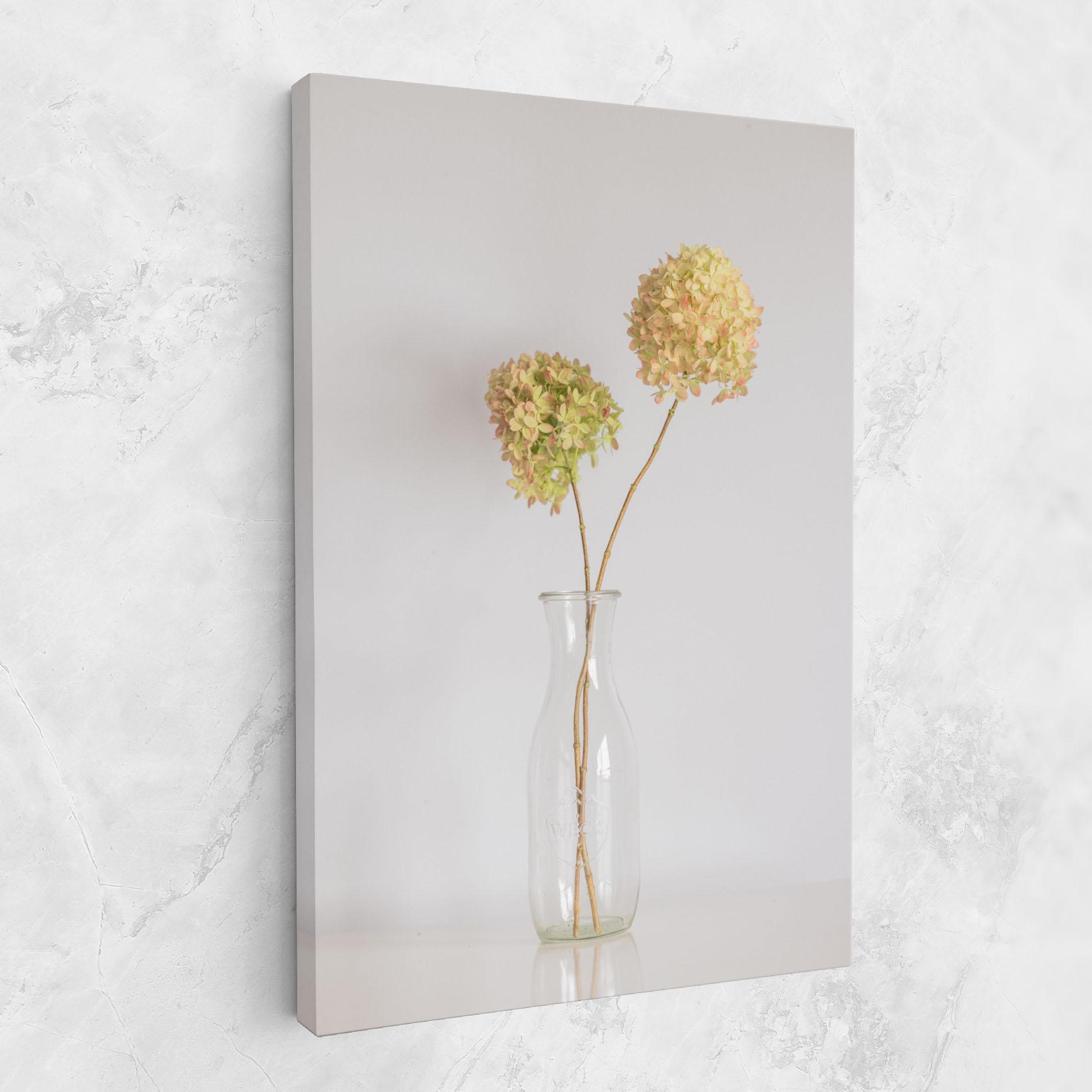 Leinwandbild Pretty Flower Vase mockup 1