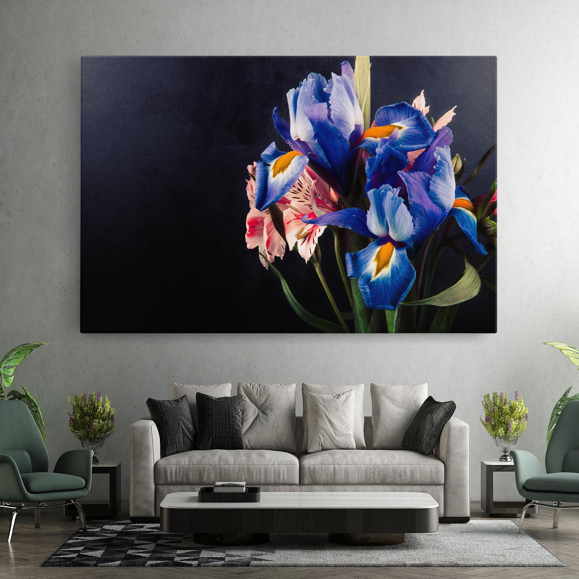 Leinwandbild Iris Bouquet mockup 7