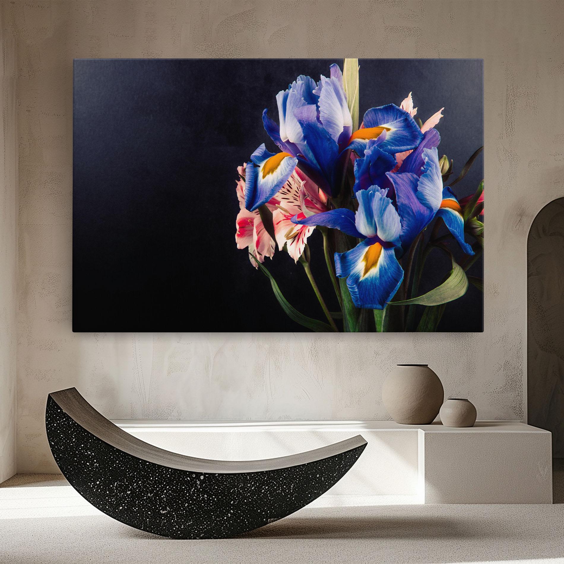 Leinwandbild Iris Bouquet mockup 8