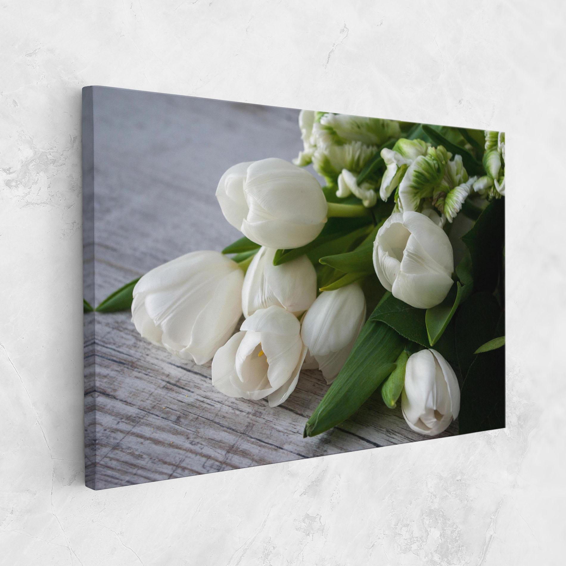 Leinwandbild White Tulips Bouquet mockup 1