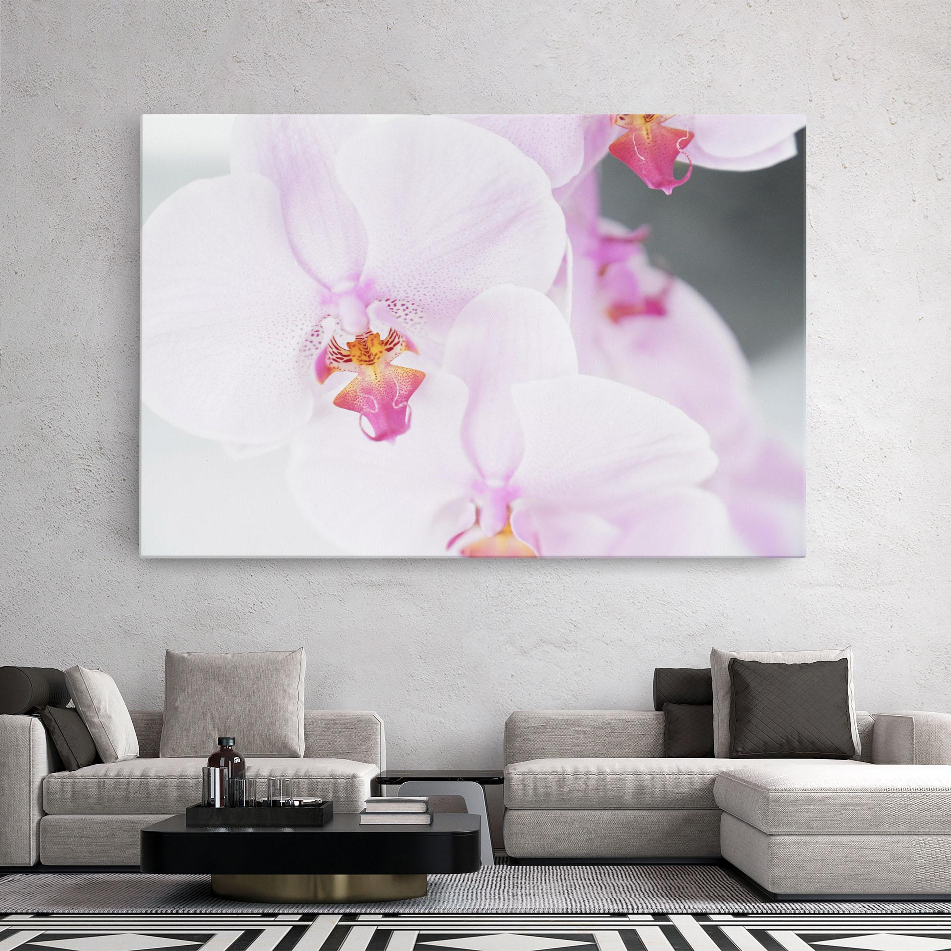 Leinwandbild Light Purple Orchid mockup 2