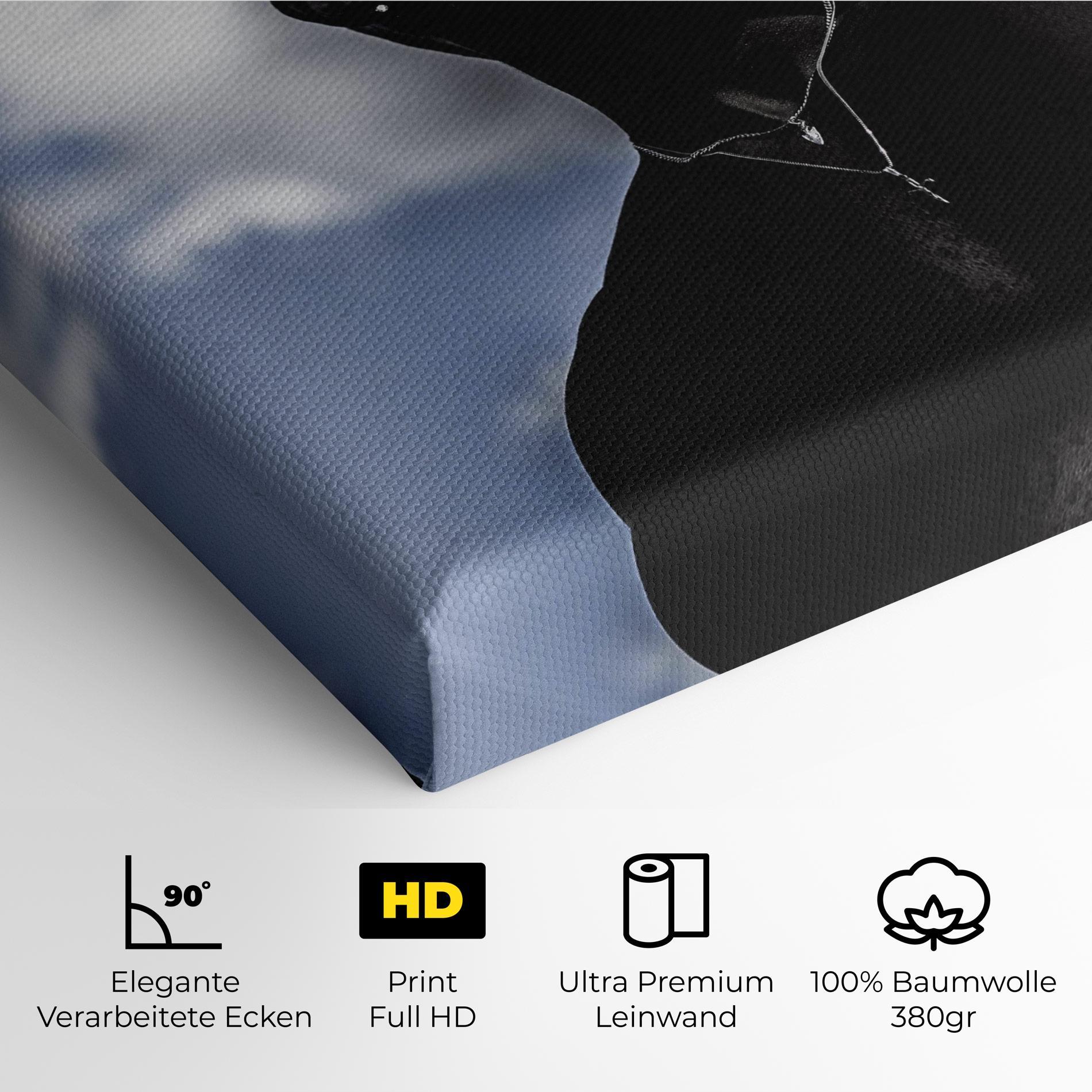 Leinwandbild African Blue Sky mockup 4