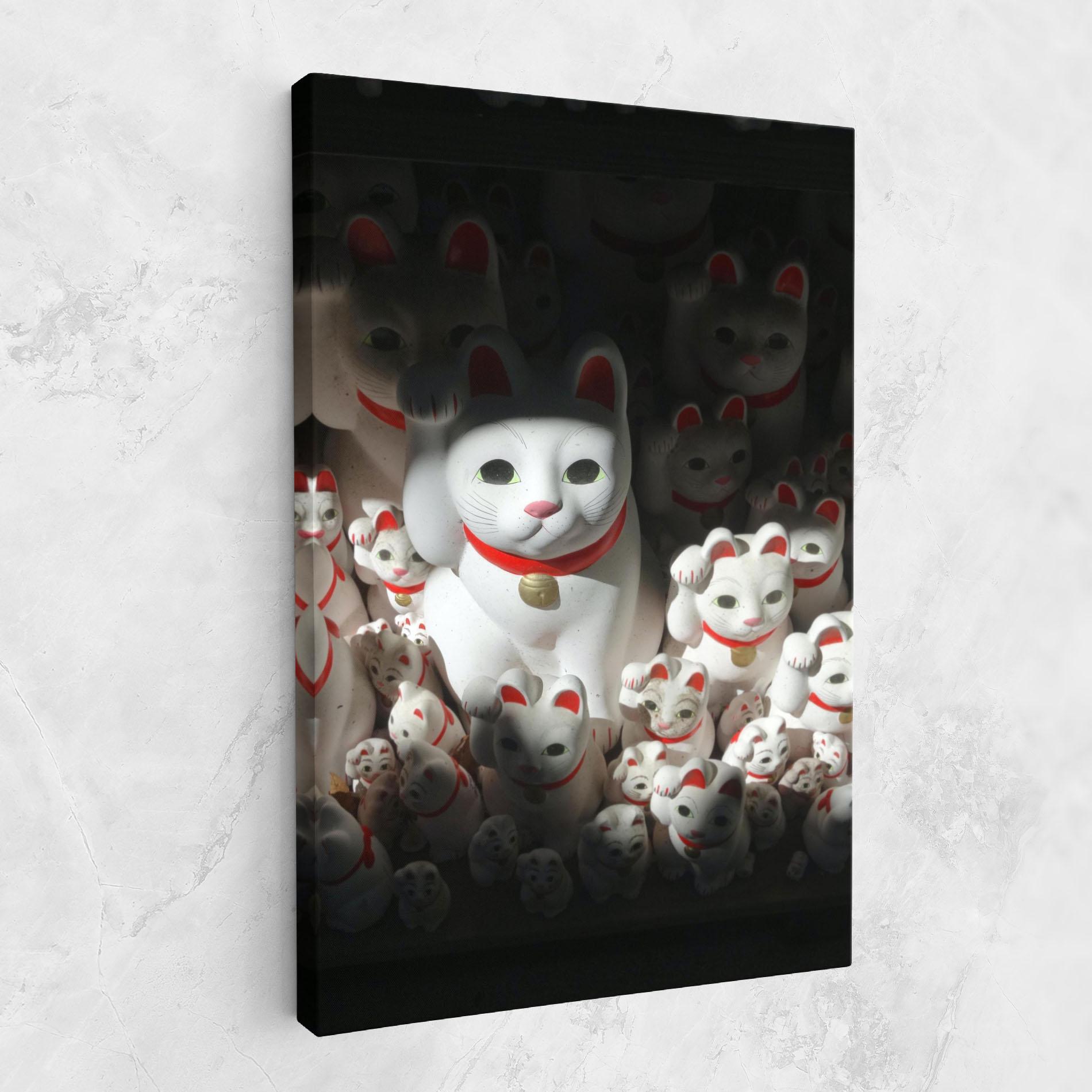 Leinwandbild White Lucky Cats mockup 1