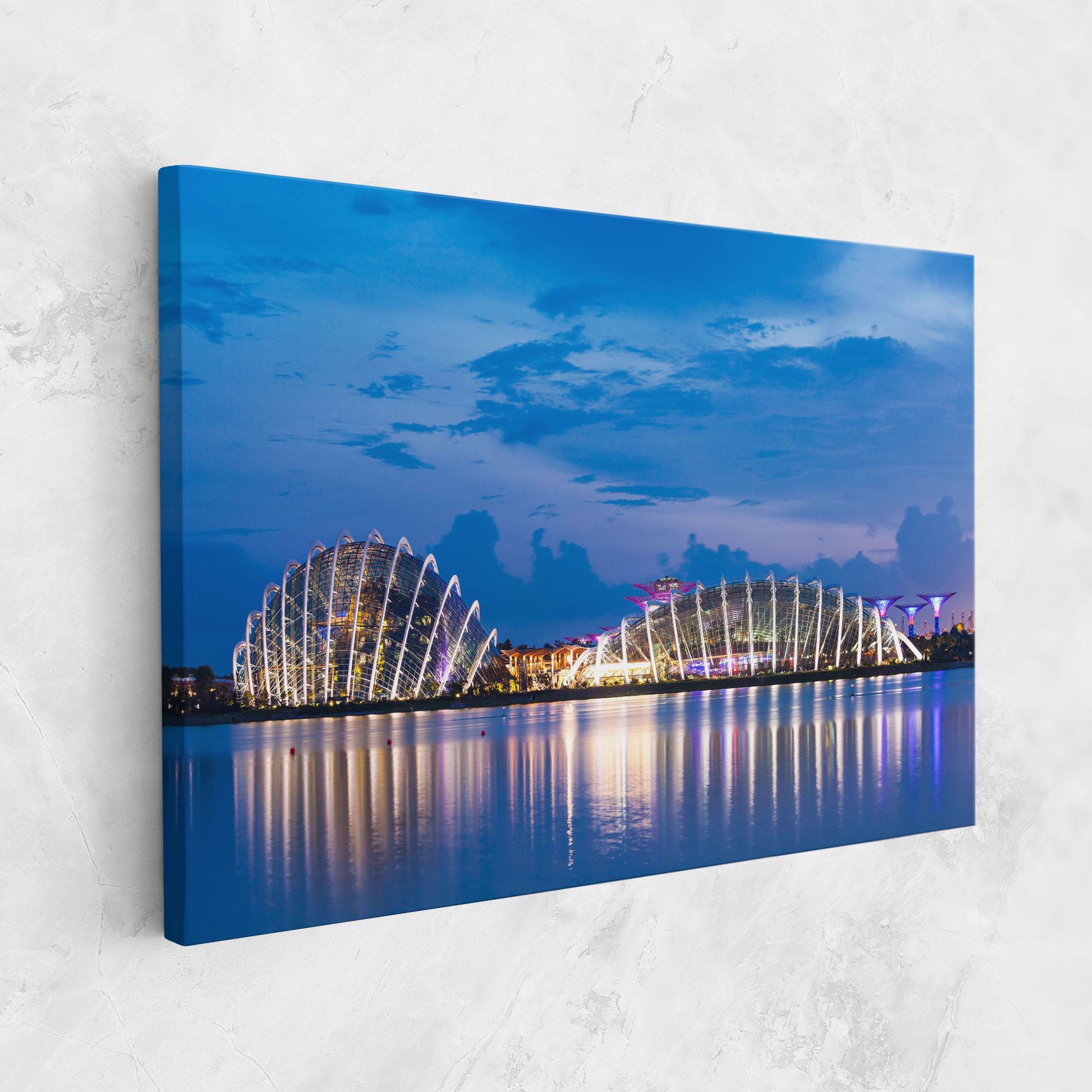 Leinwandbild Singapore Blue Sunset mockup 1