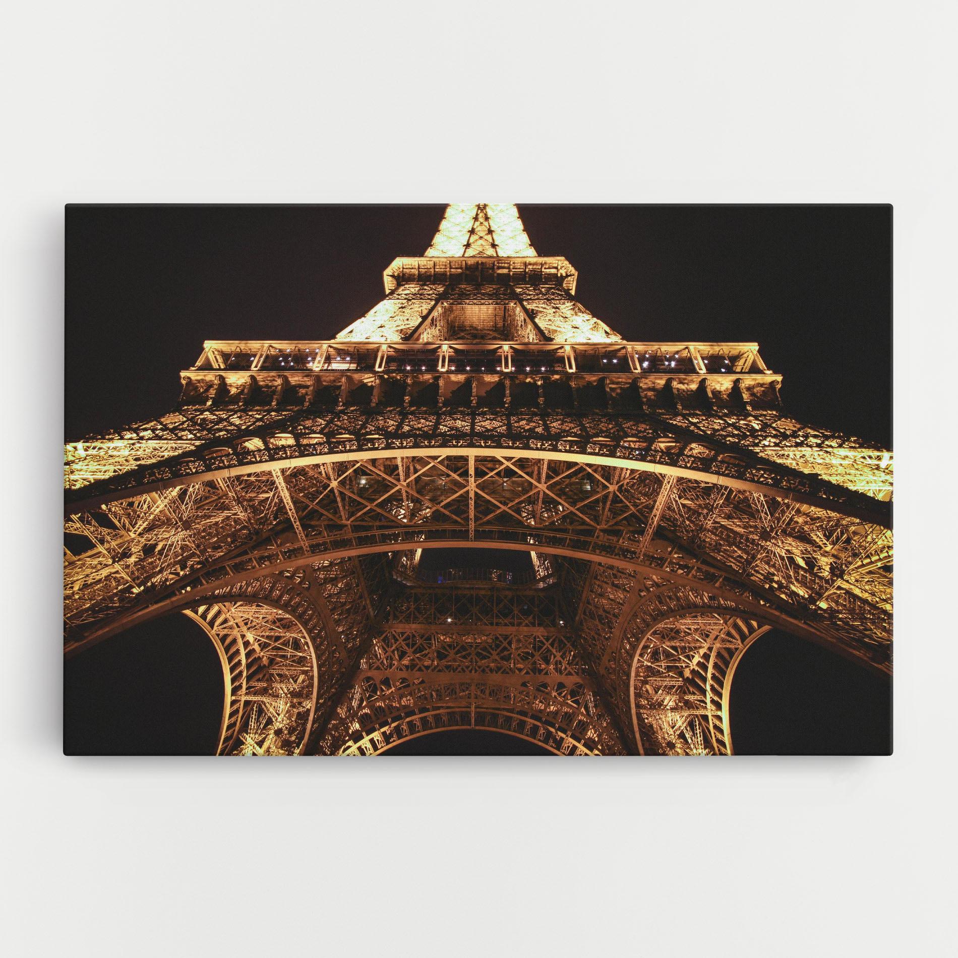 Leinwandbild Eiffel Tower At Night mockup 0