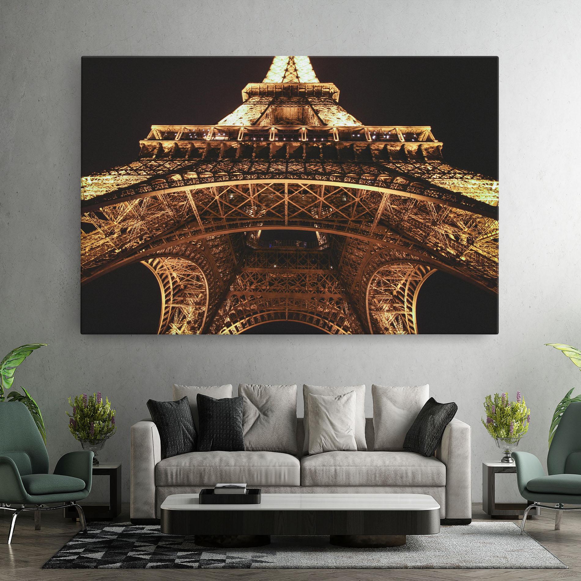 Leinwandbild Eiffel Tower At Night mockup 7