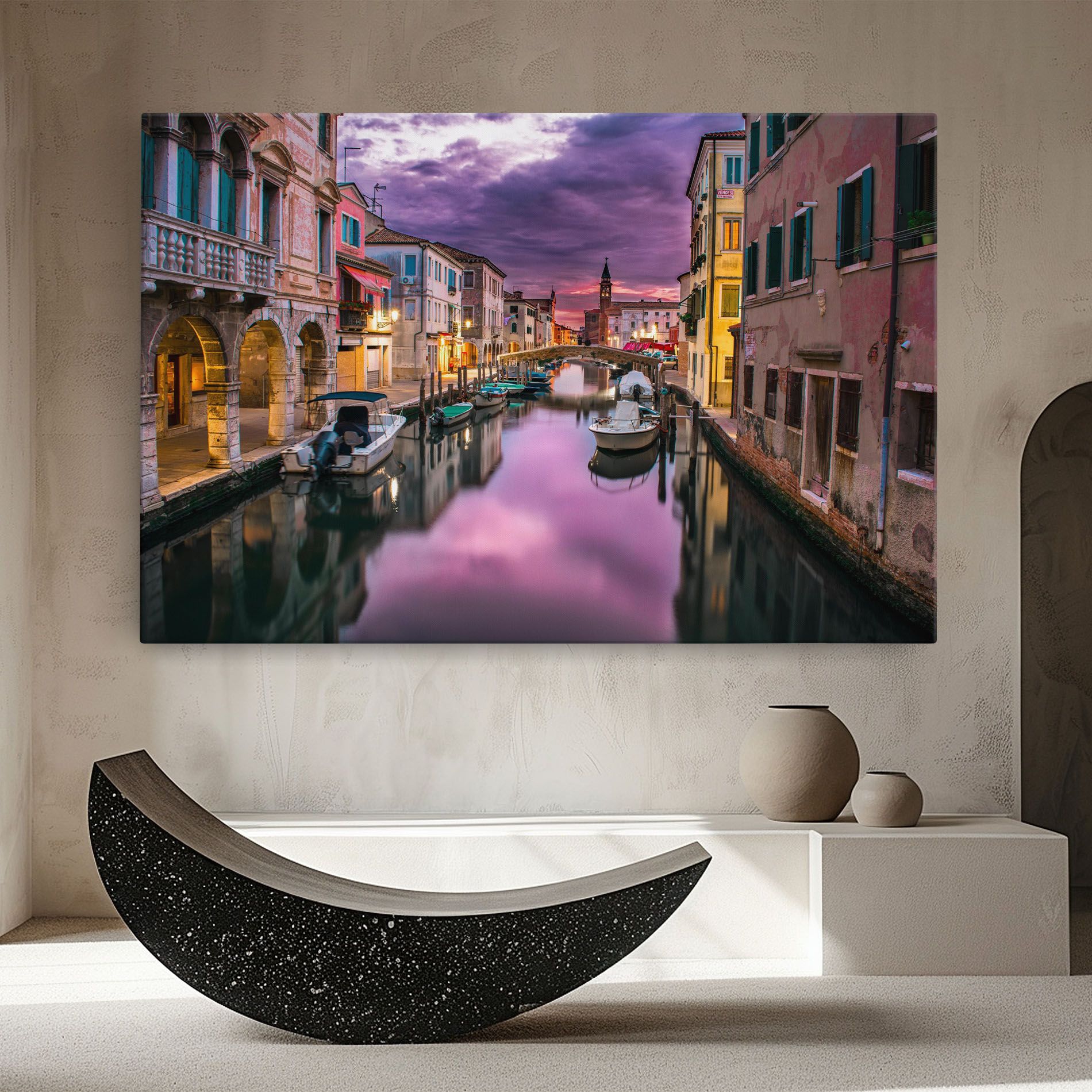 Purple Light Venecia mockup 8