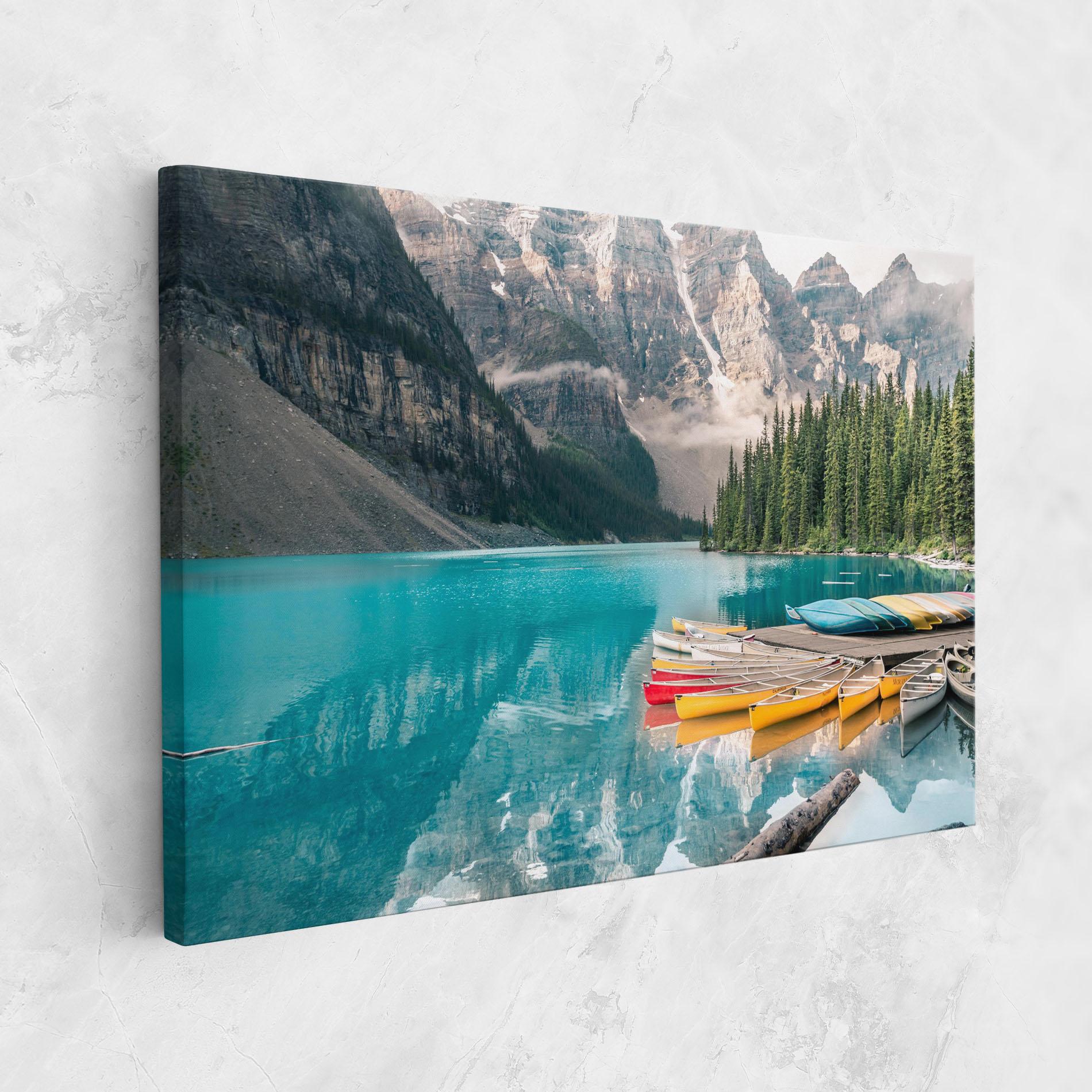 Leinwandbild Beautiful Moraine Lake mockup 1