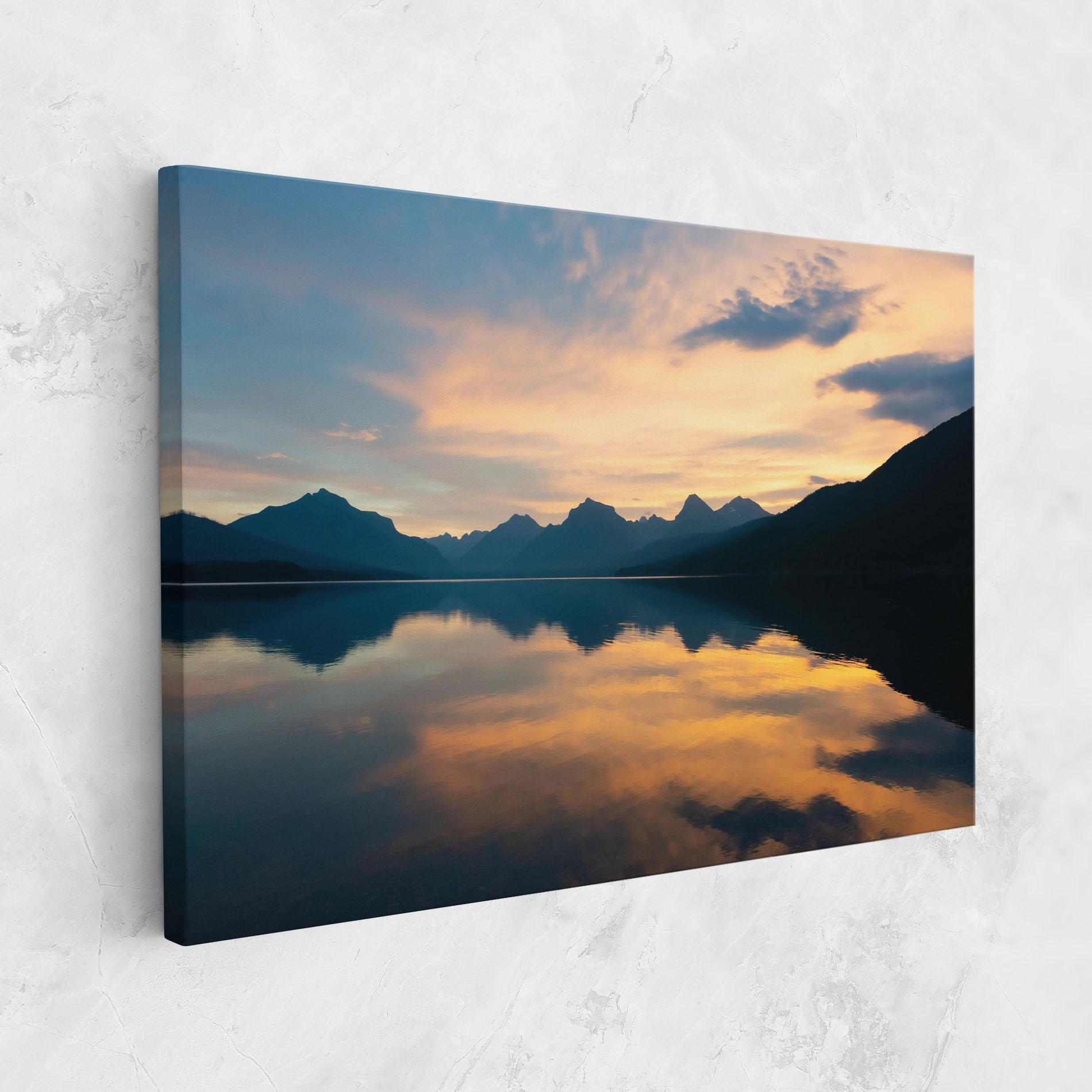 Leinwandbild Orange Light Lake mockup 1