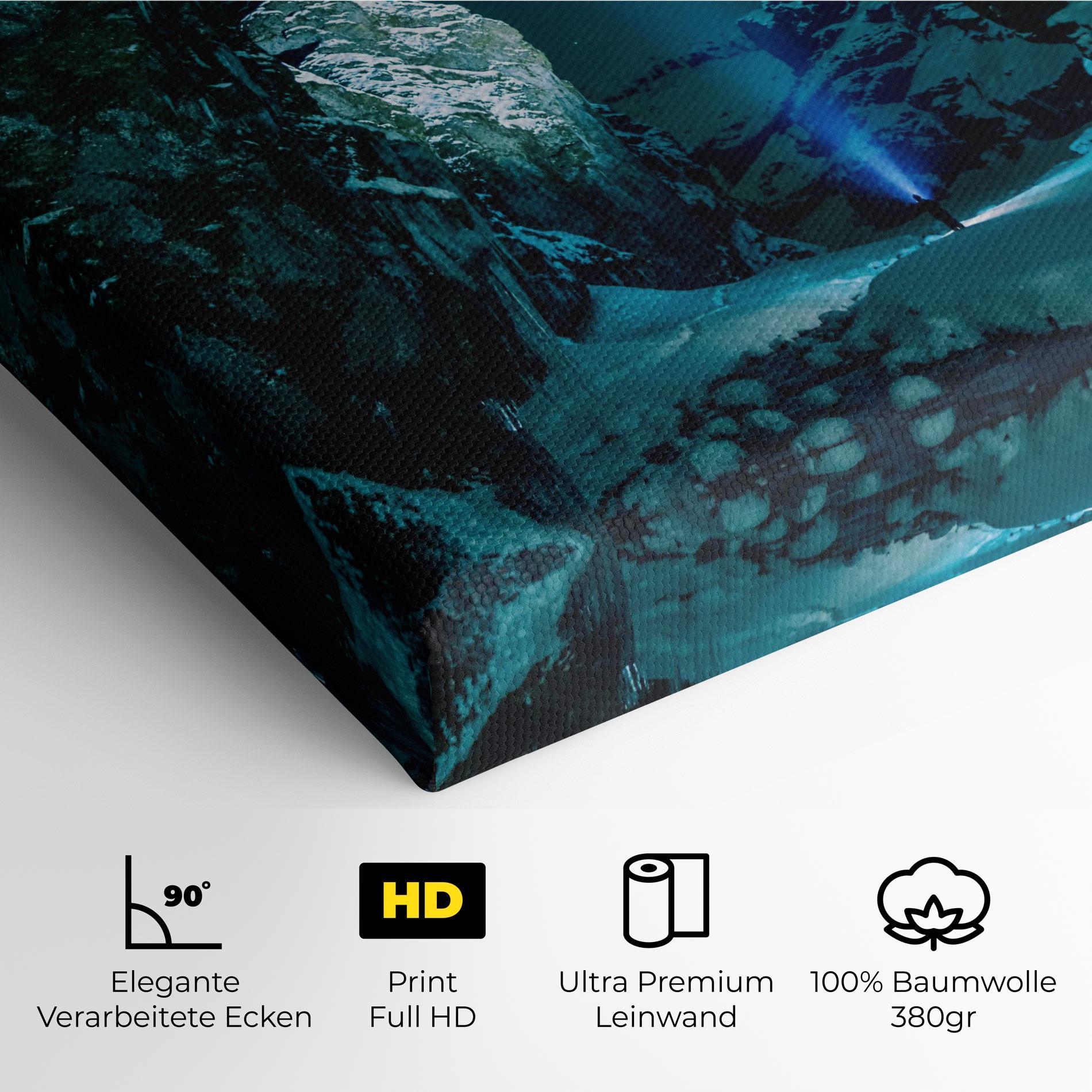 Leinwandbild Green Light Mountain mockup 4