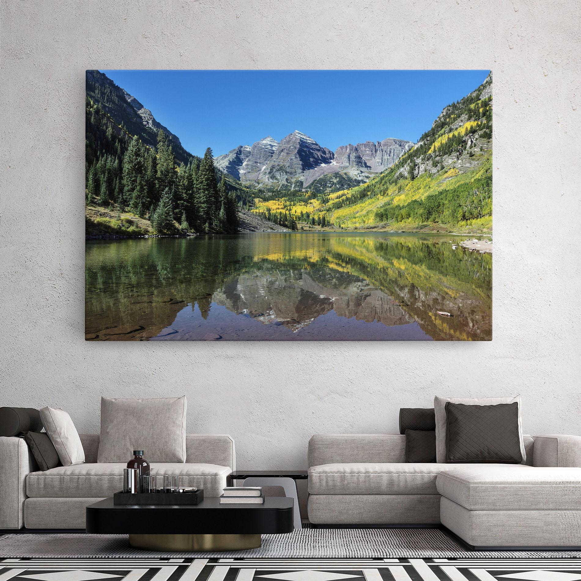 Leinwandbild Lake Green Mountain mockup 2