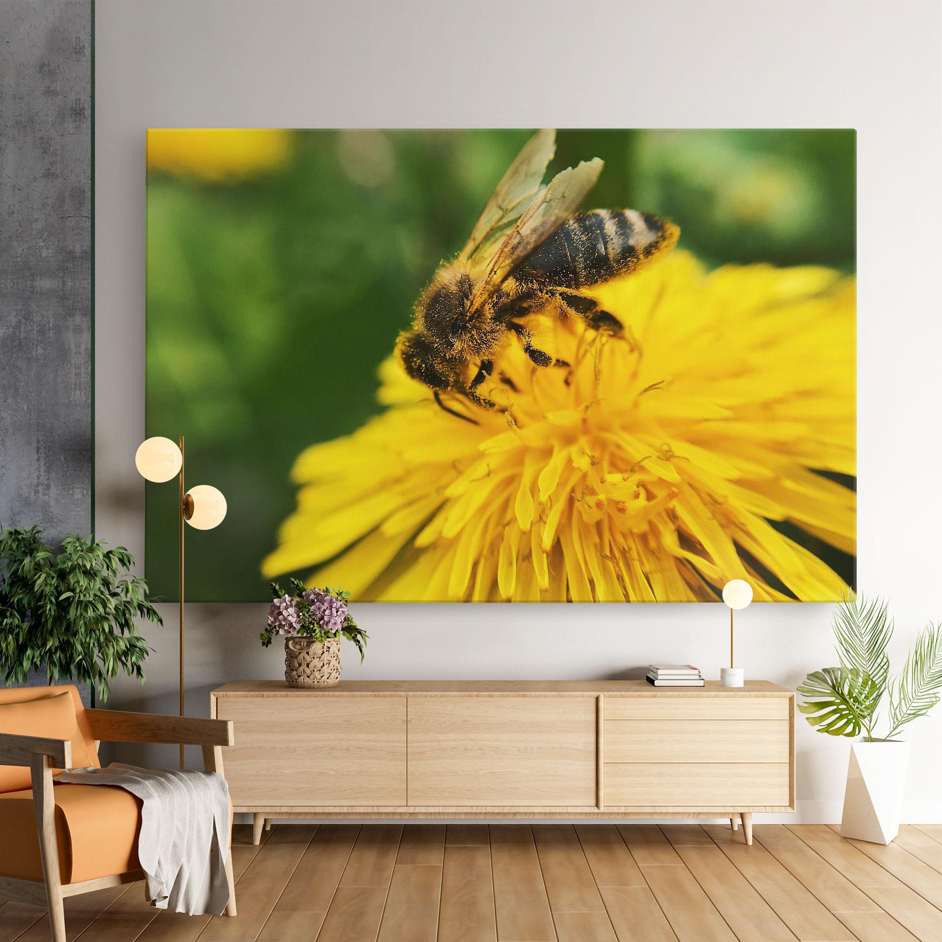 Leinwandbild Spring Bee mockup 9