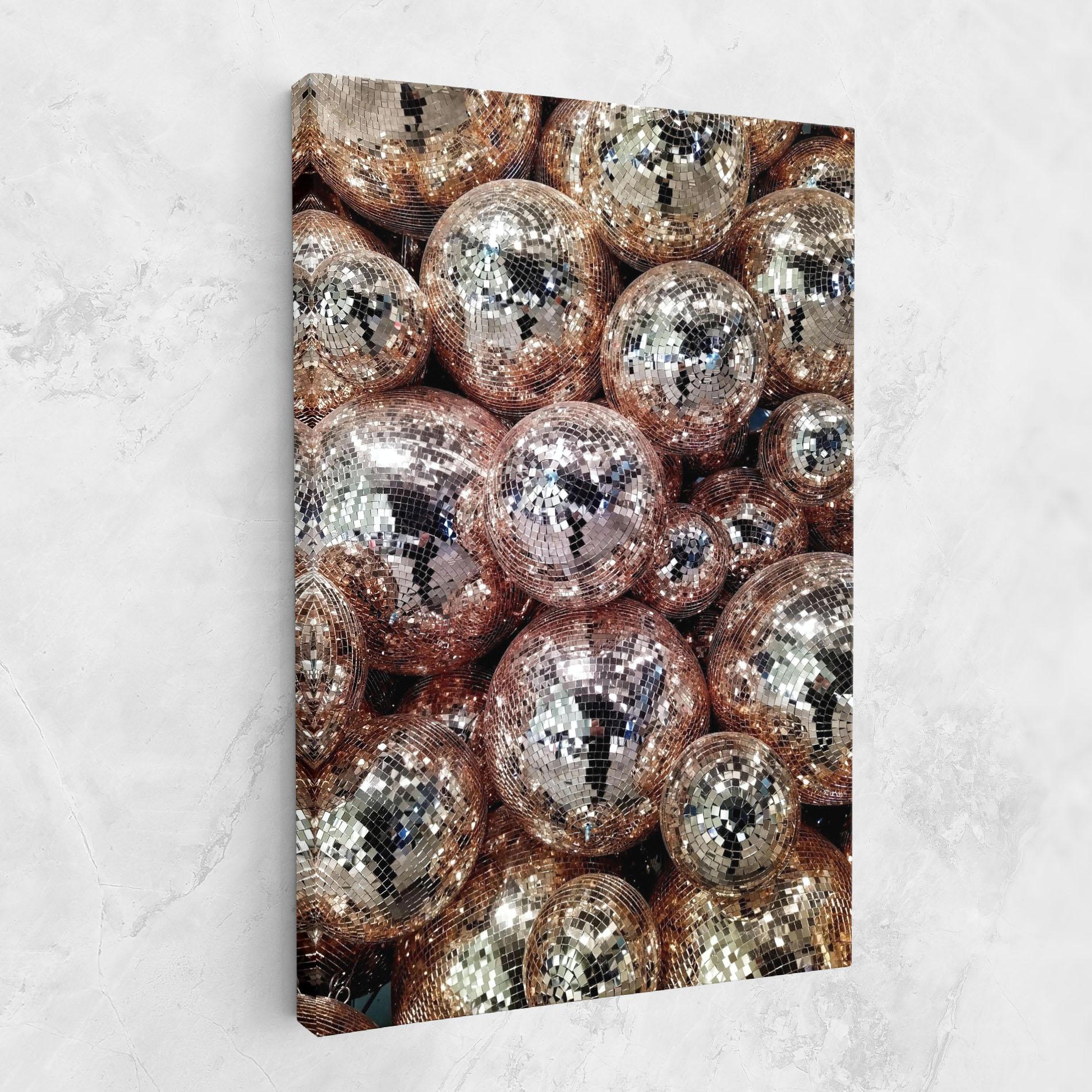 Leinwandbild Christmas Disko Balls mockup 1