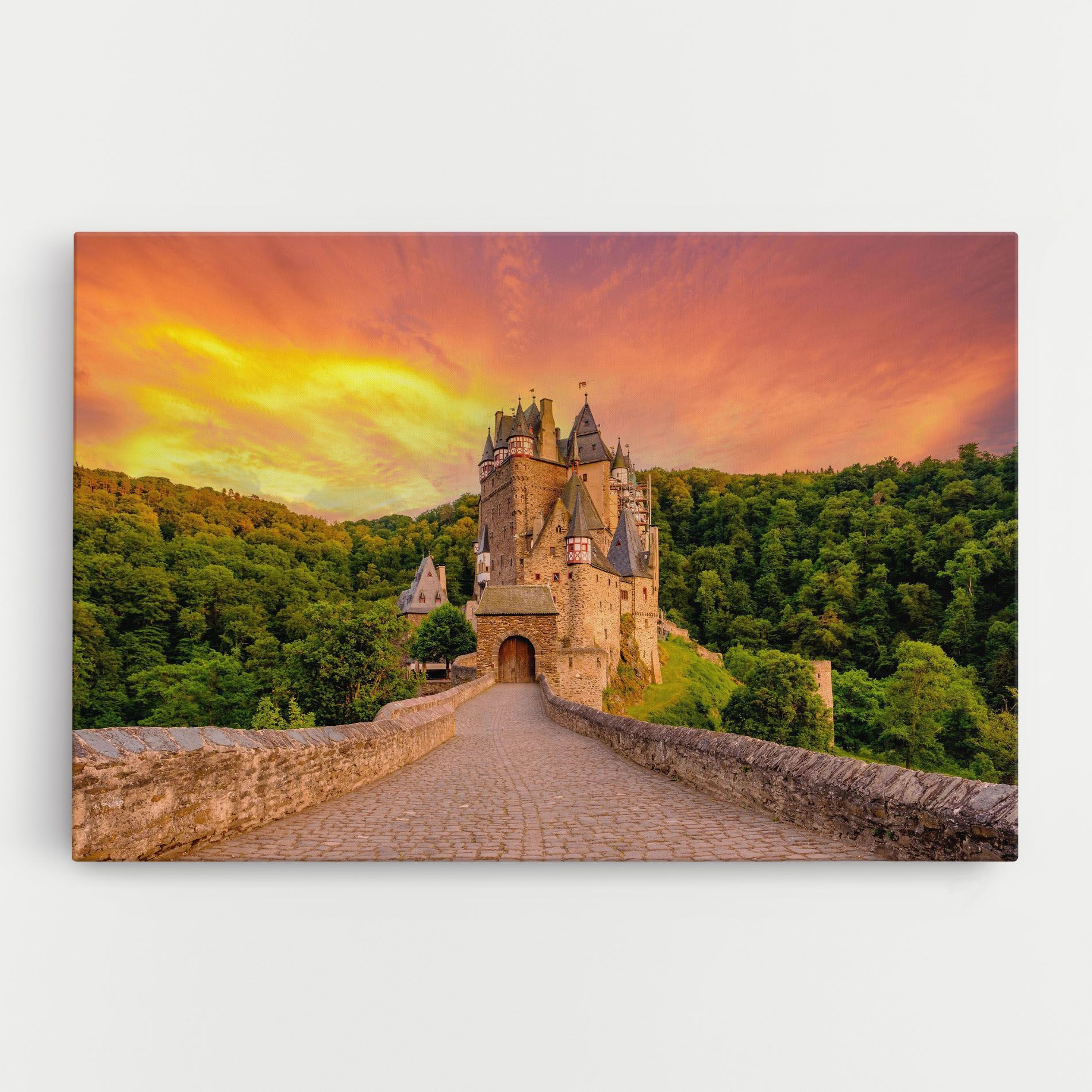 Burg Eltz Castle mockup 0