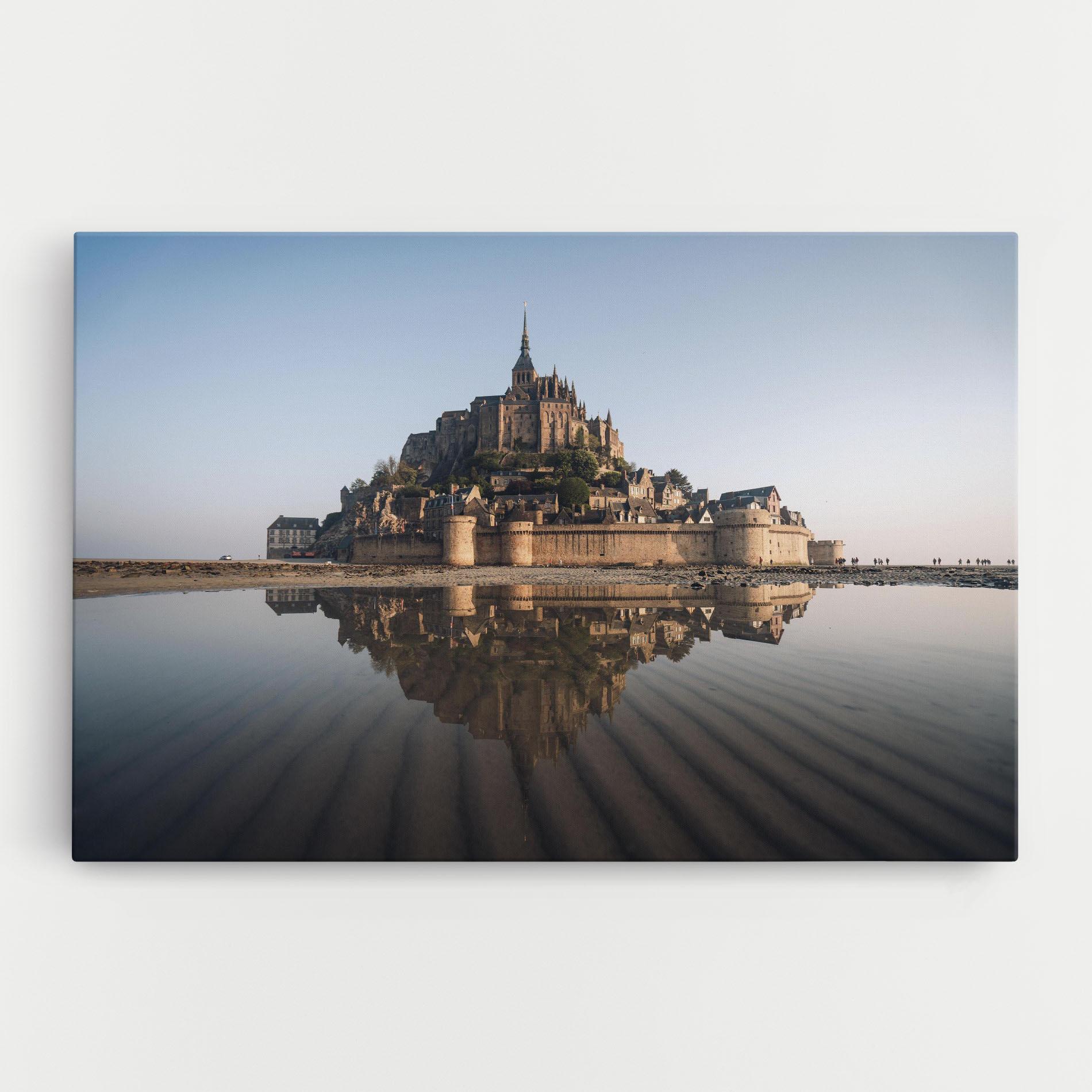 Leinwandbild Castle Reflection mockup 0
