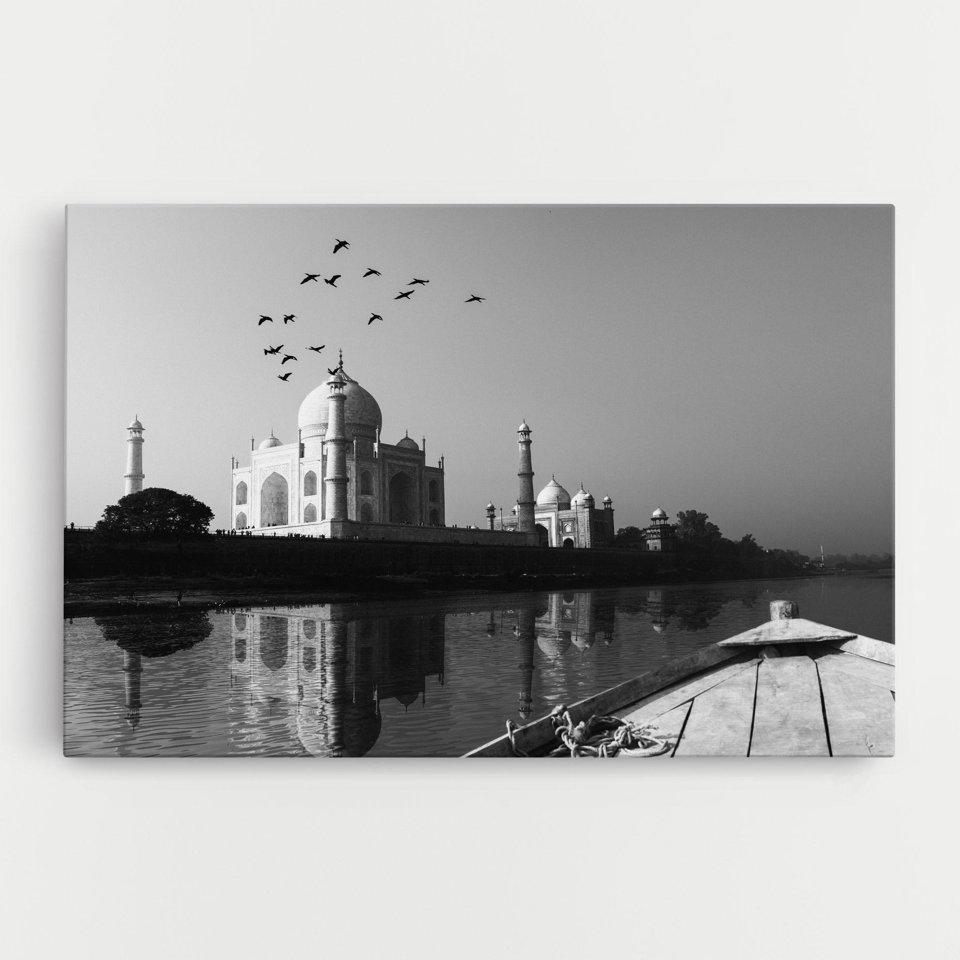 Leinwandbild Taj Mahal Reflected mockup 0