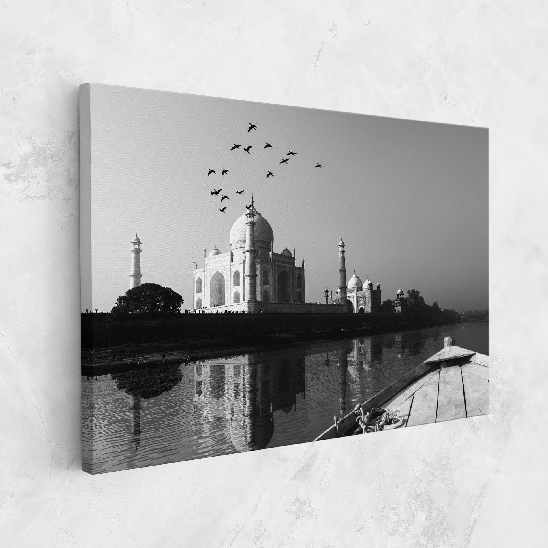Leinwandbild Taj Mahal Reflected mockup 1