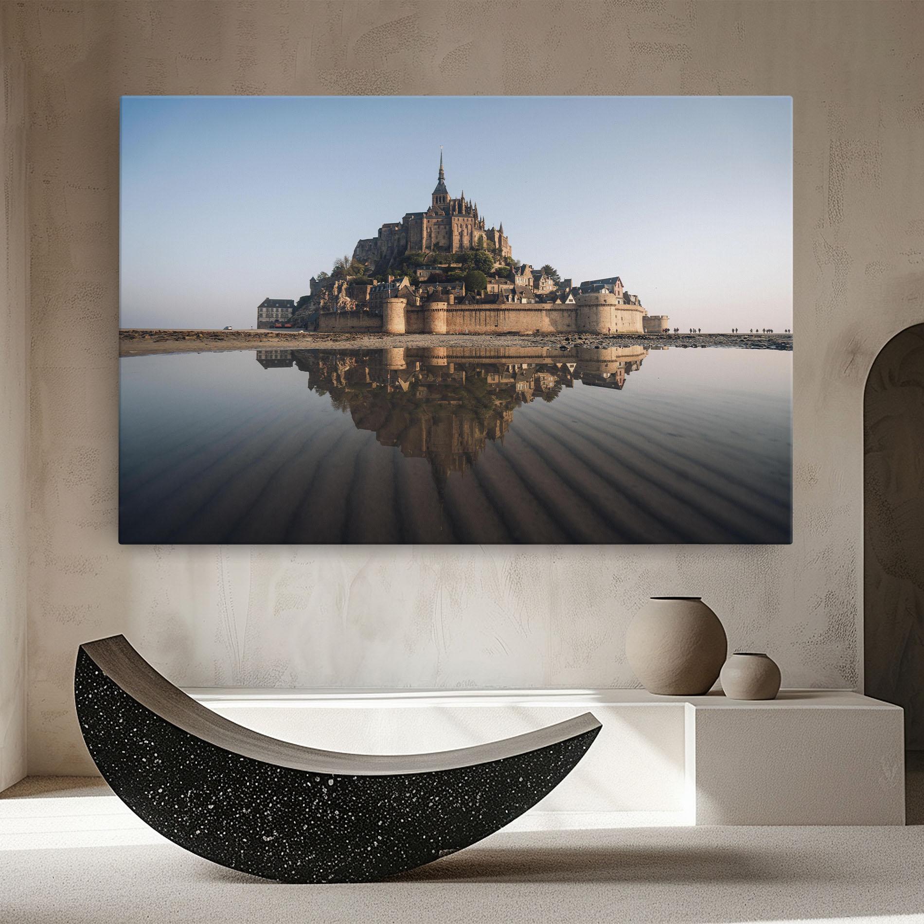 Leinwandbild Castle Reflection mockup 8