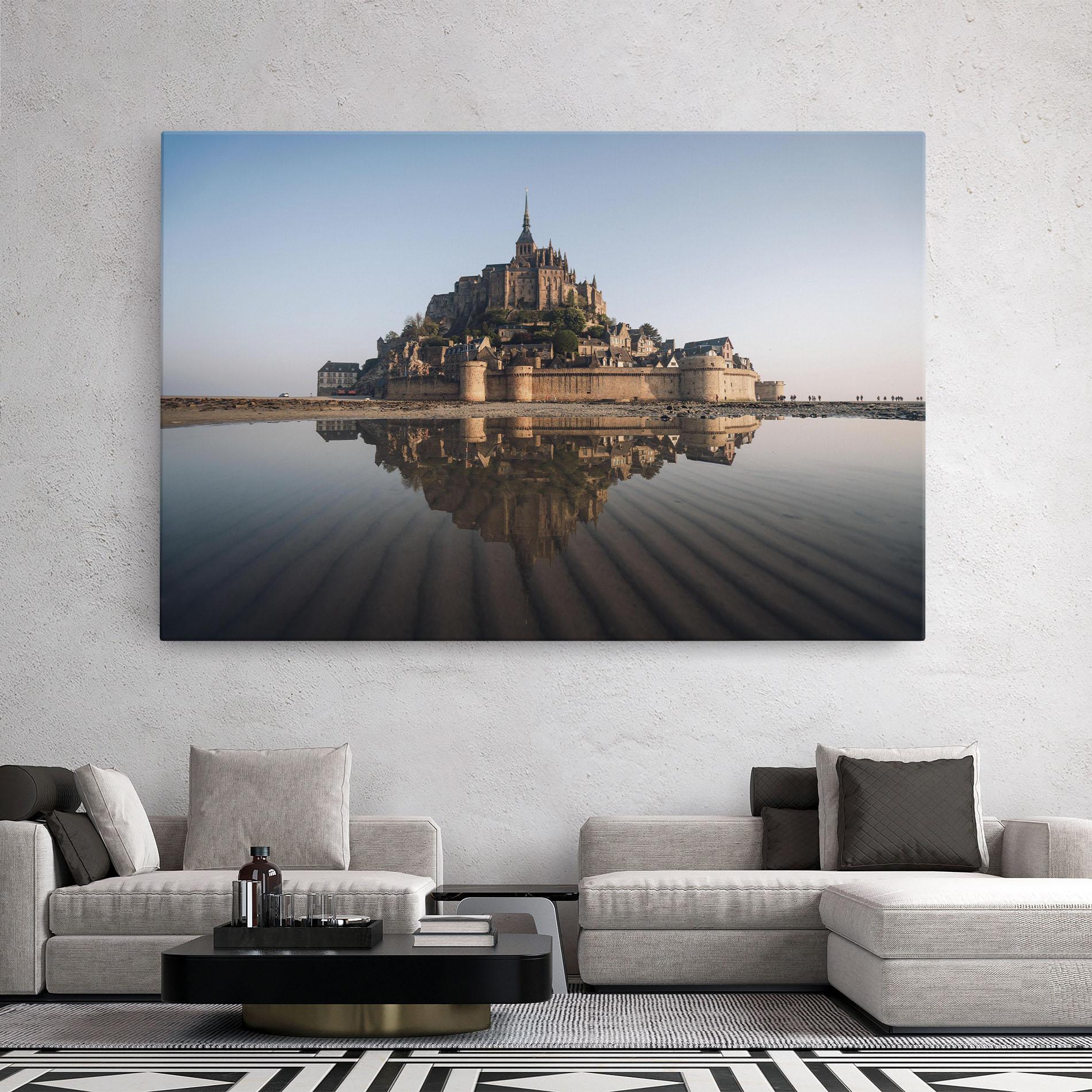 Leinwandbild Castle Reflection mockup 2