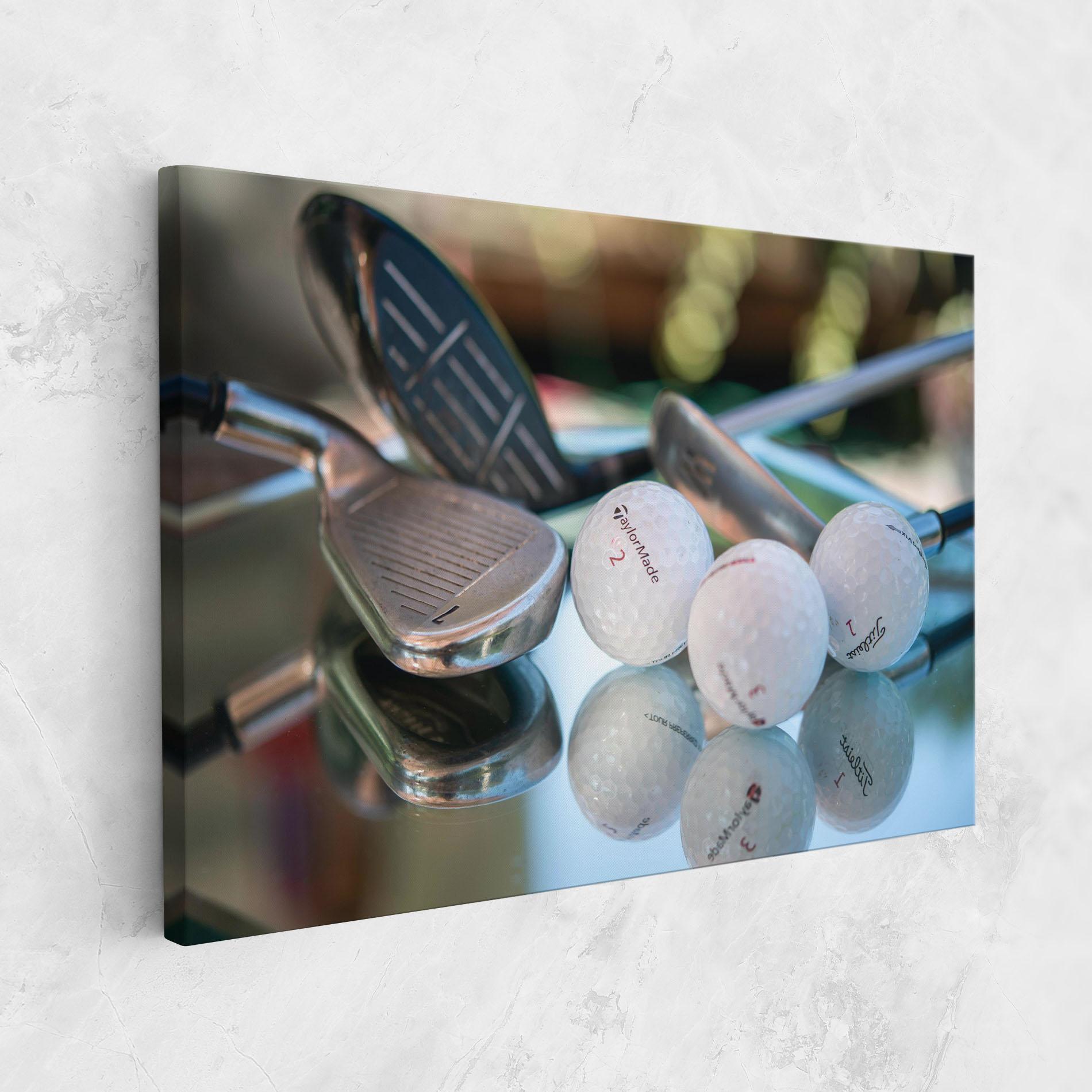 Leinwandbild Golf Balls Set mockup 1