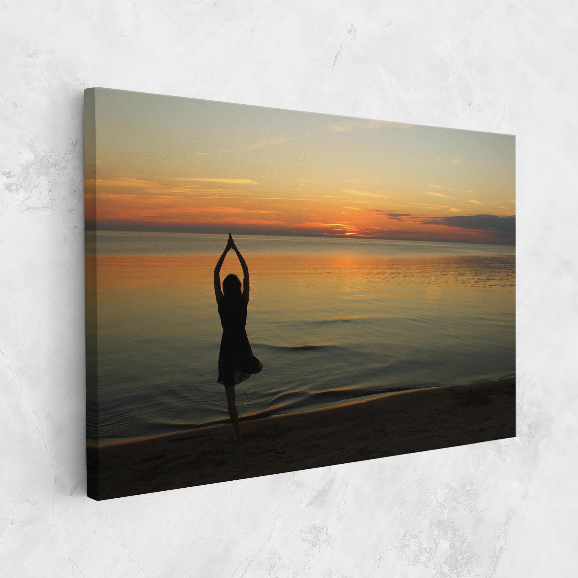 Leinwandbild Gentle Growth mockup 1