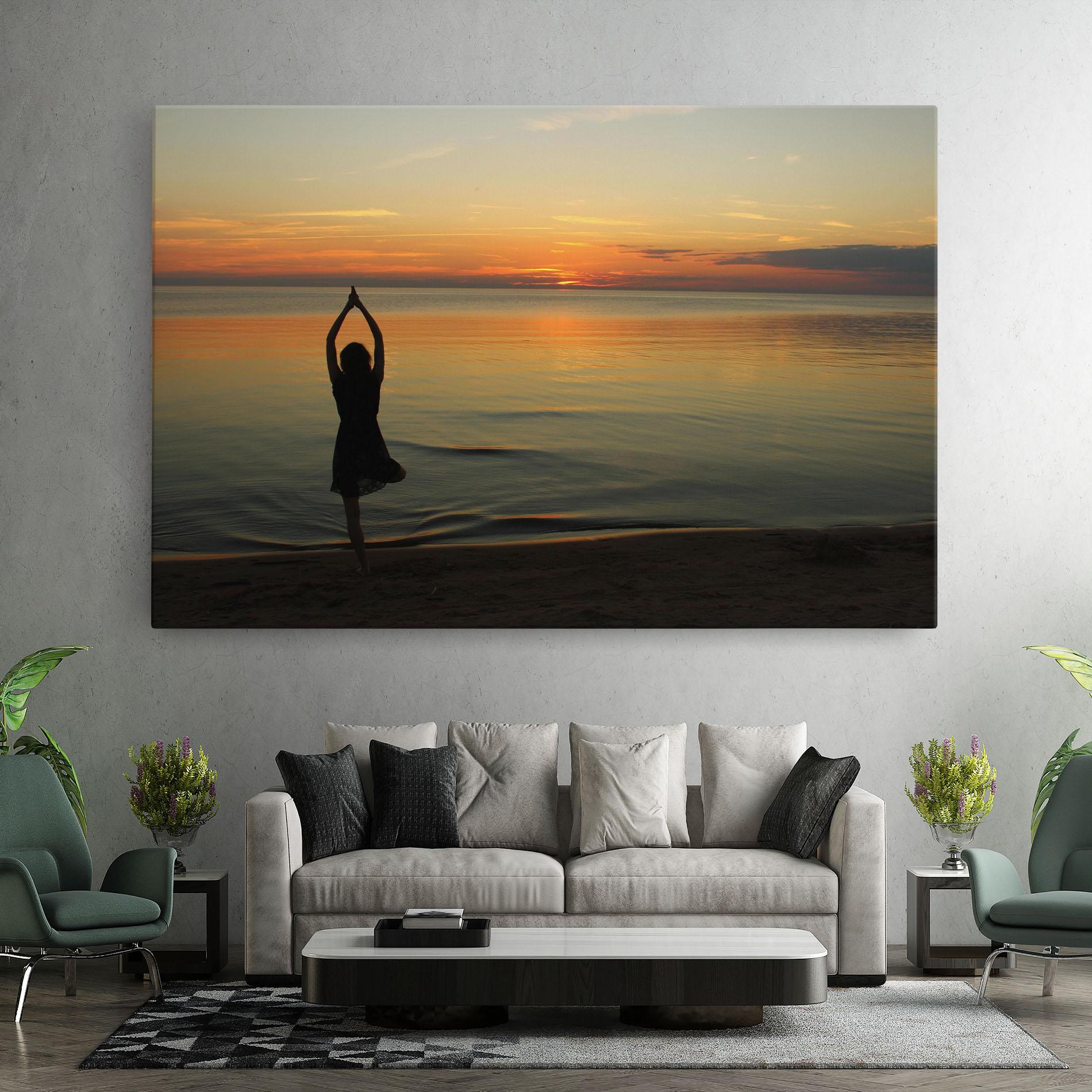 Leinwandbild Gentle Growth mockup 7