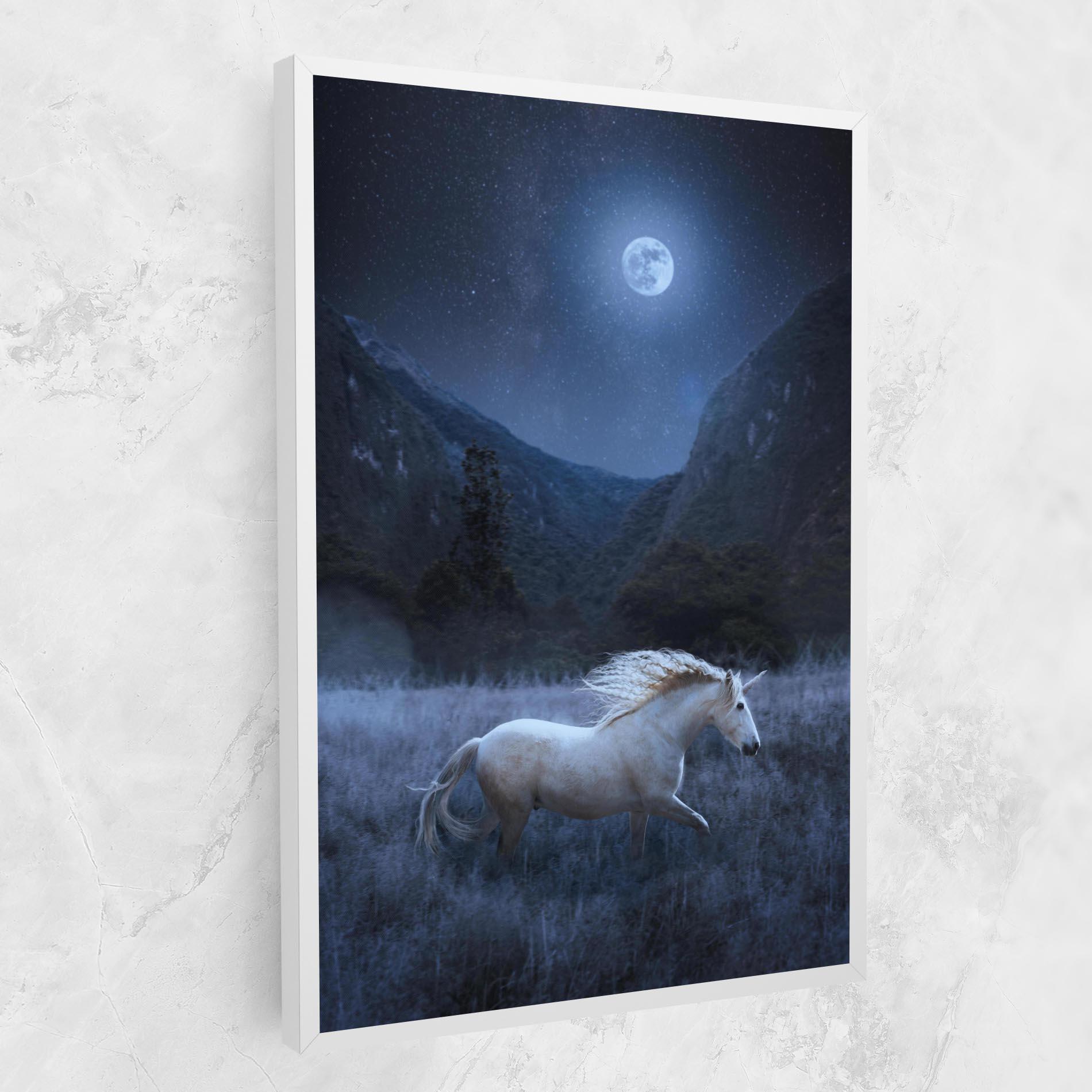 Leinwandbild Blue Moon Unicorn mockup 1