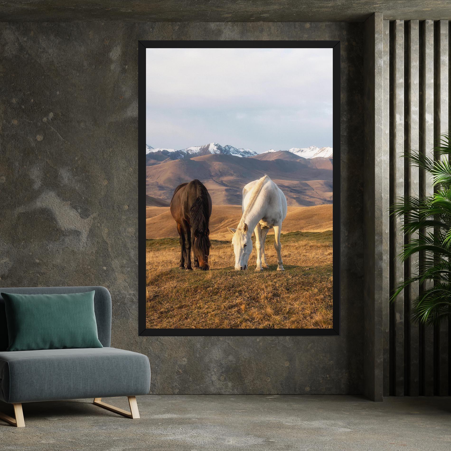 Leinwandbild Mountain Horses mockup 7