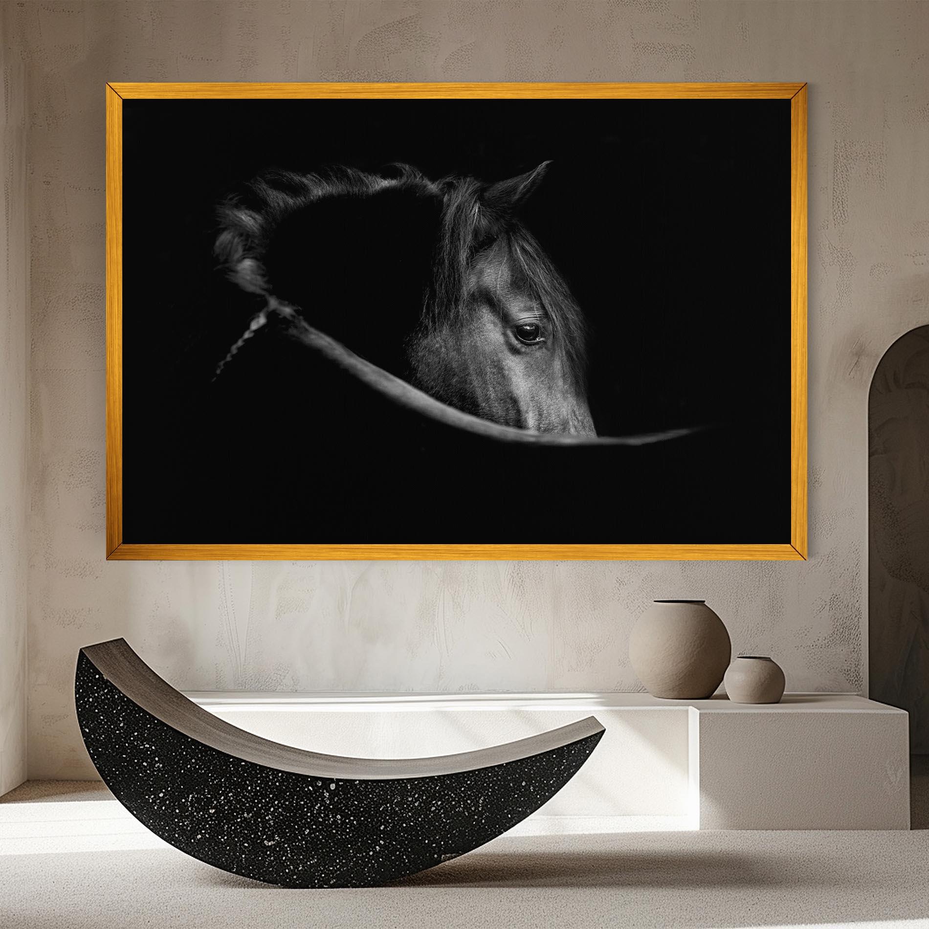 Leinwandbild Black Horse Looking mockup 8