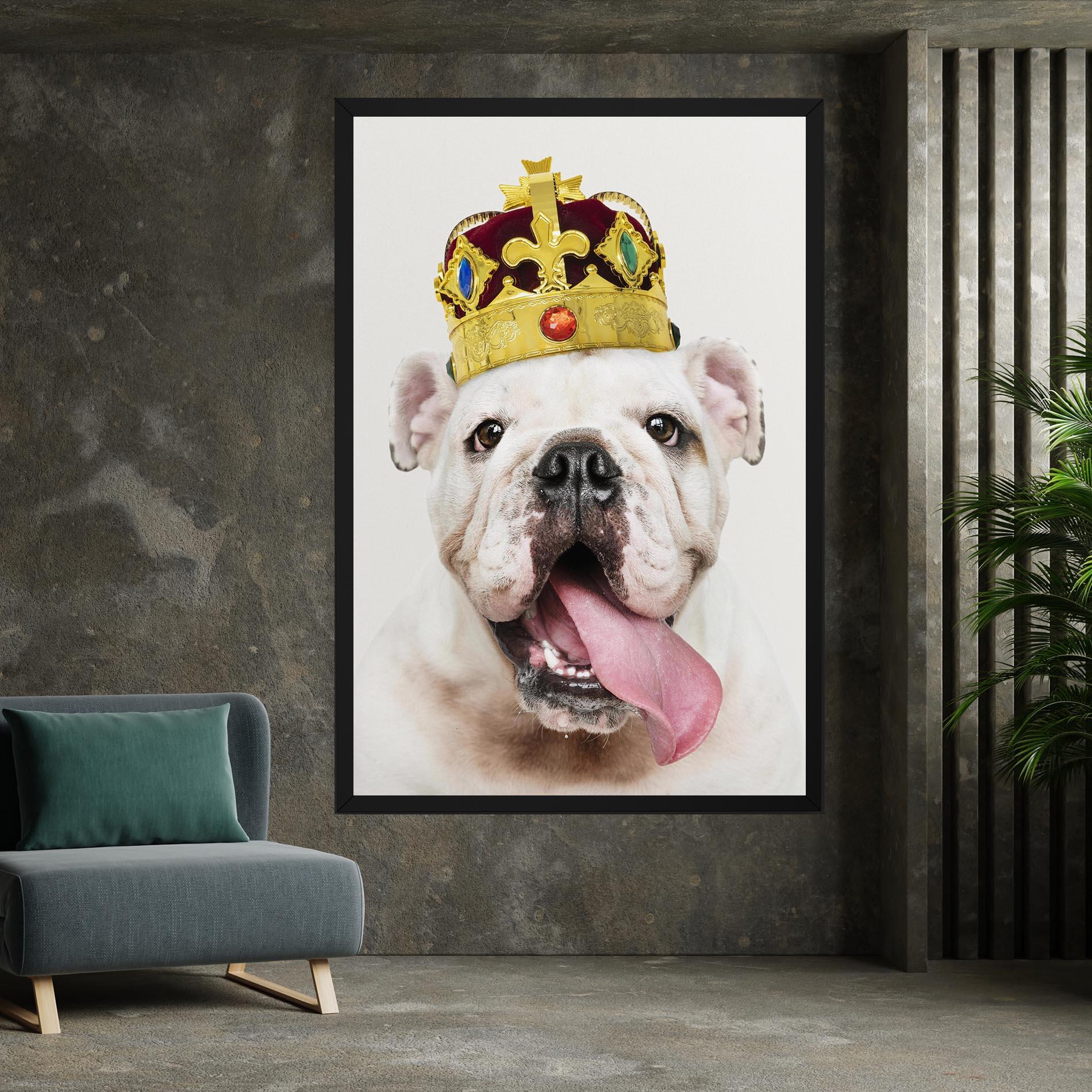 Leinwandbild Bulldog Wearing Crown mockup 7