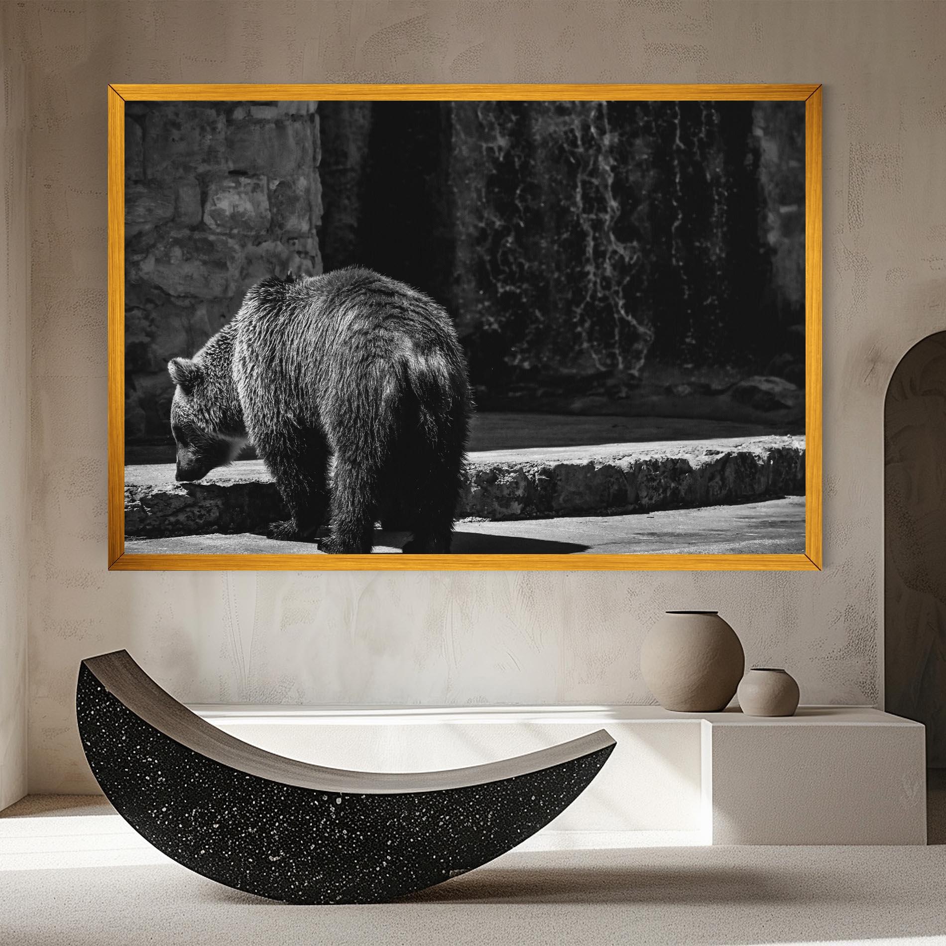 Leinwandbild Grey Bear mockup 8