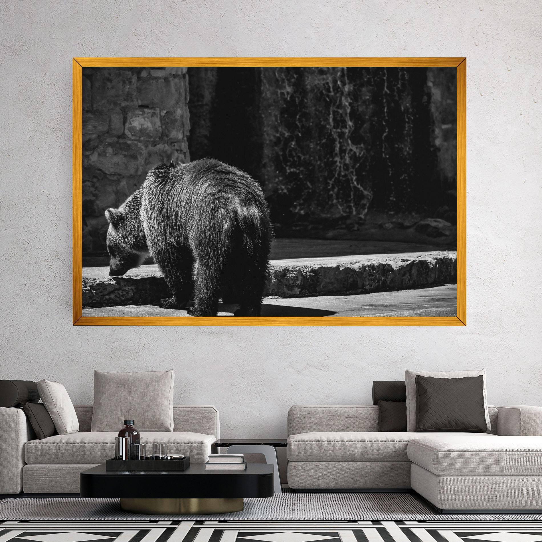 Leinwandbild Grey Bear mockup 2