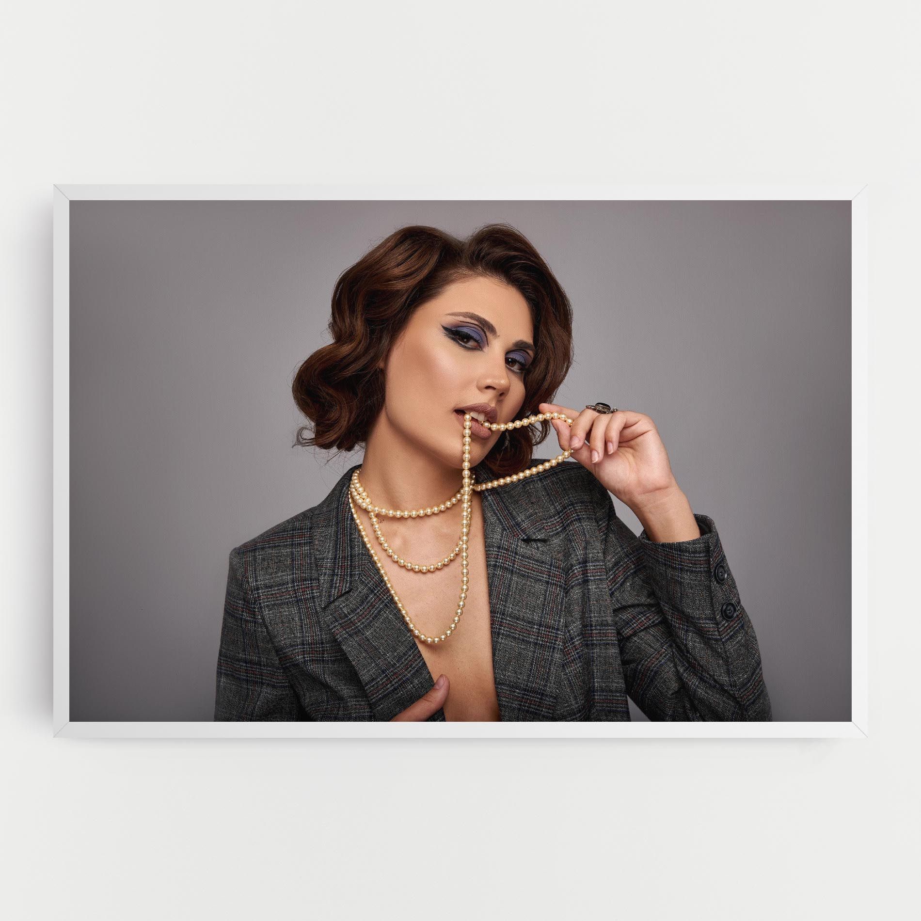 Gold Pearls mockup 0