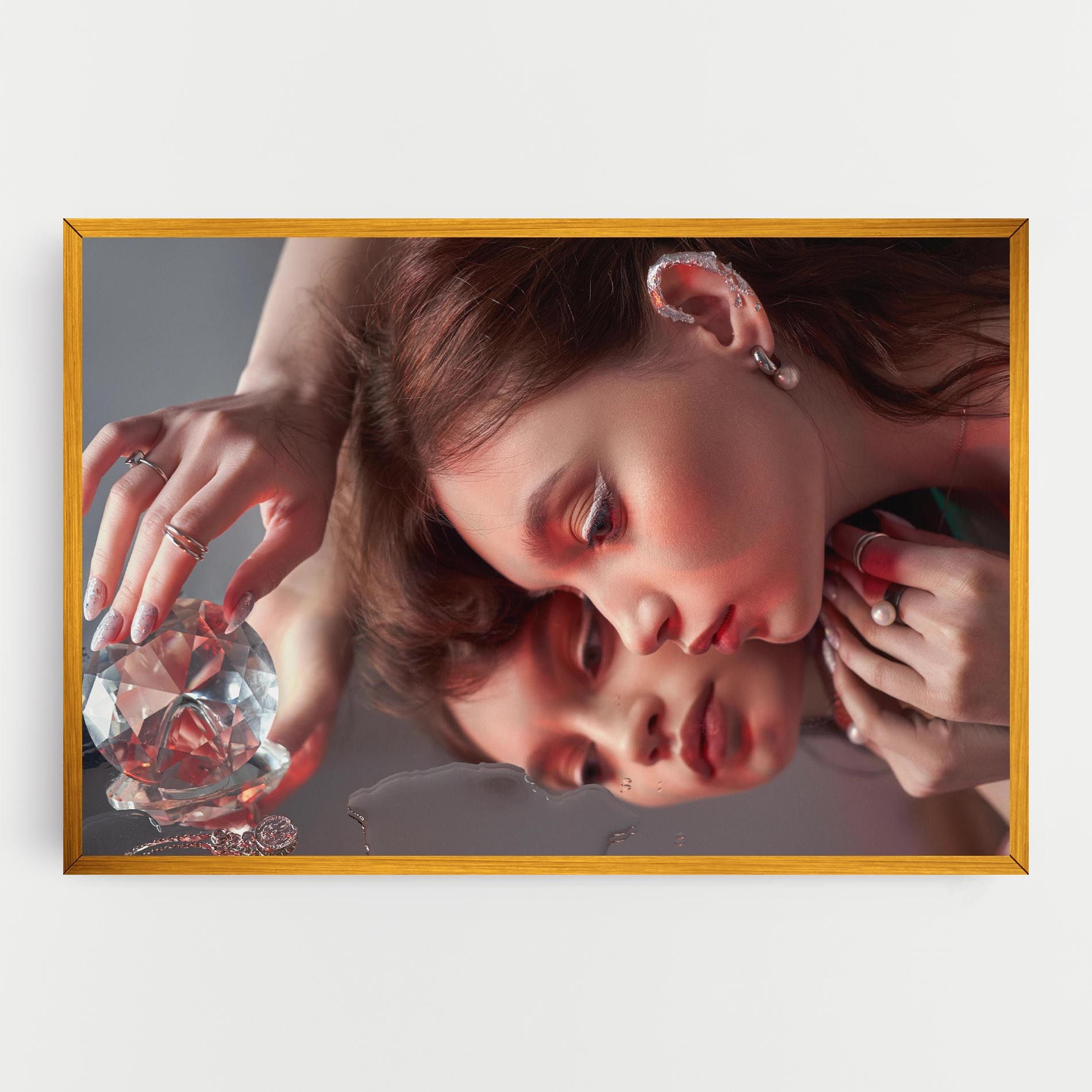 Big Diamond Hand mockup 0