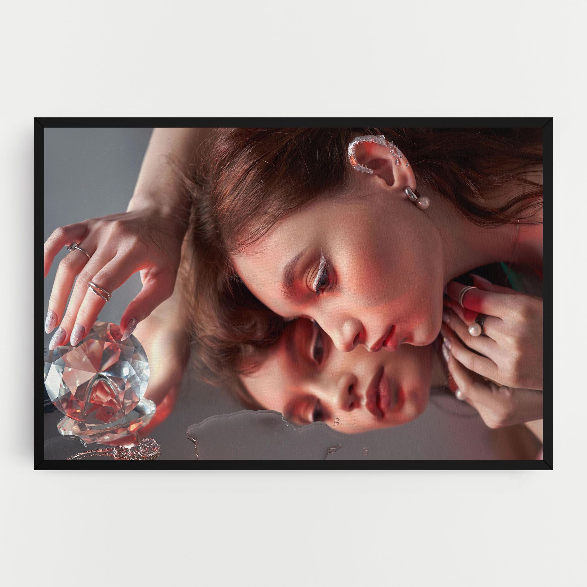 Big Diamond Hand mockup 0