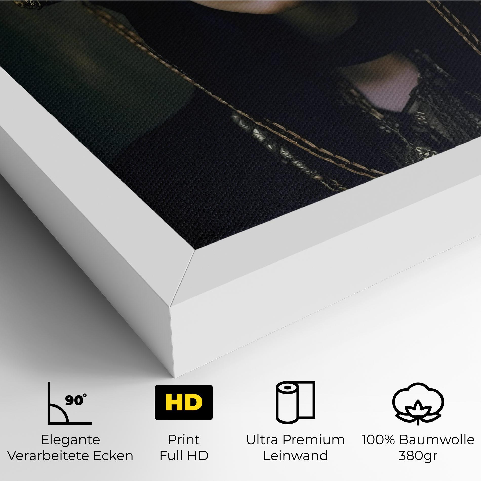 Leinwandbild Gold Headpiece mockup 4