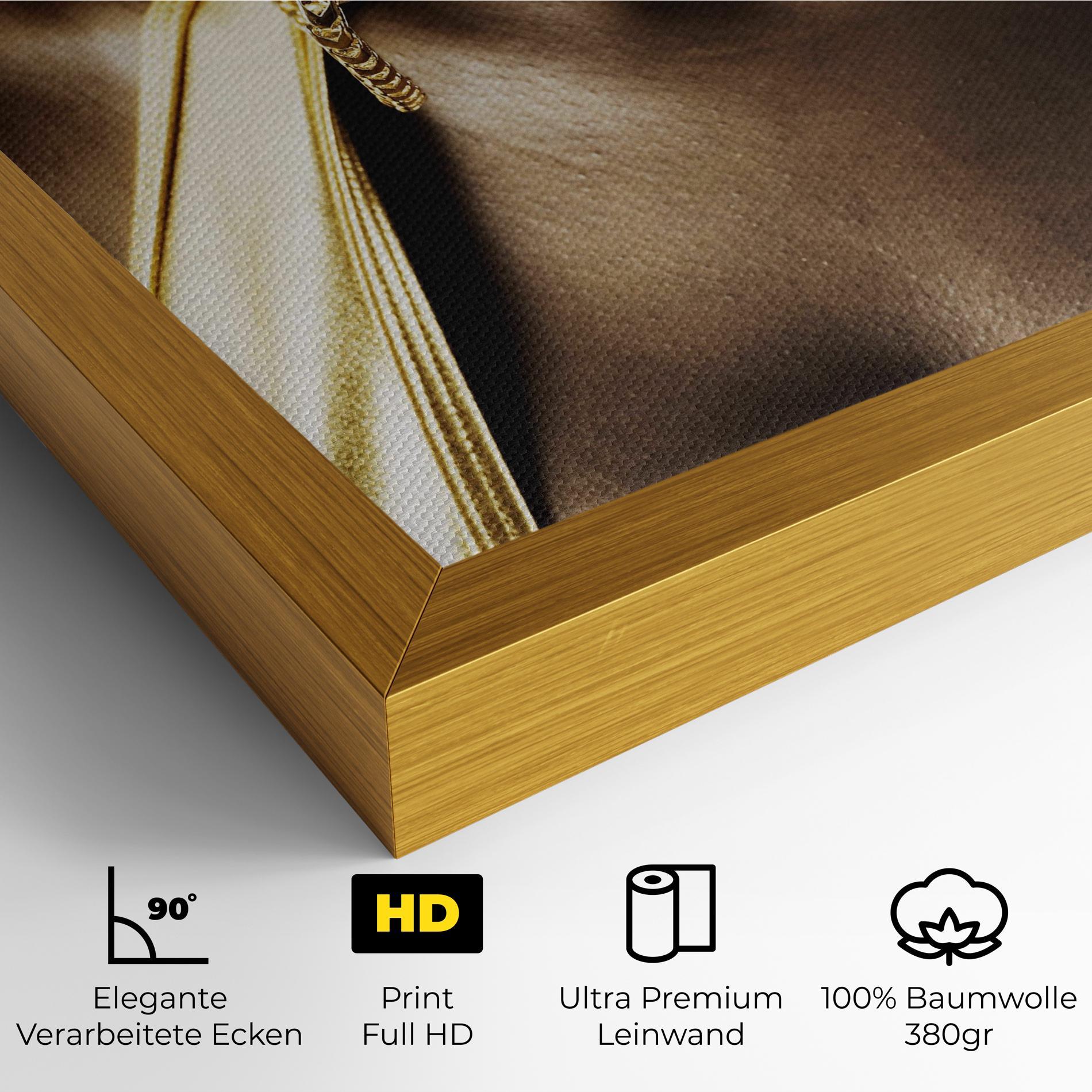 Leinwandbild Golden Whistle mockup 4