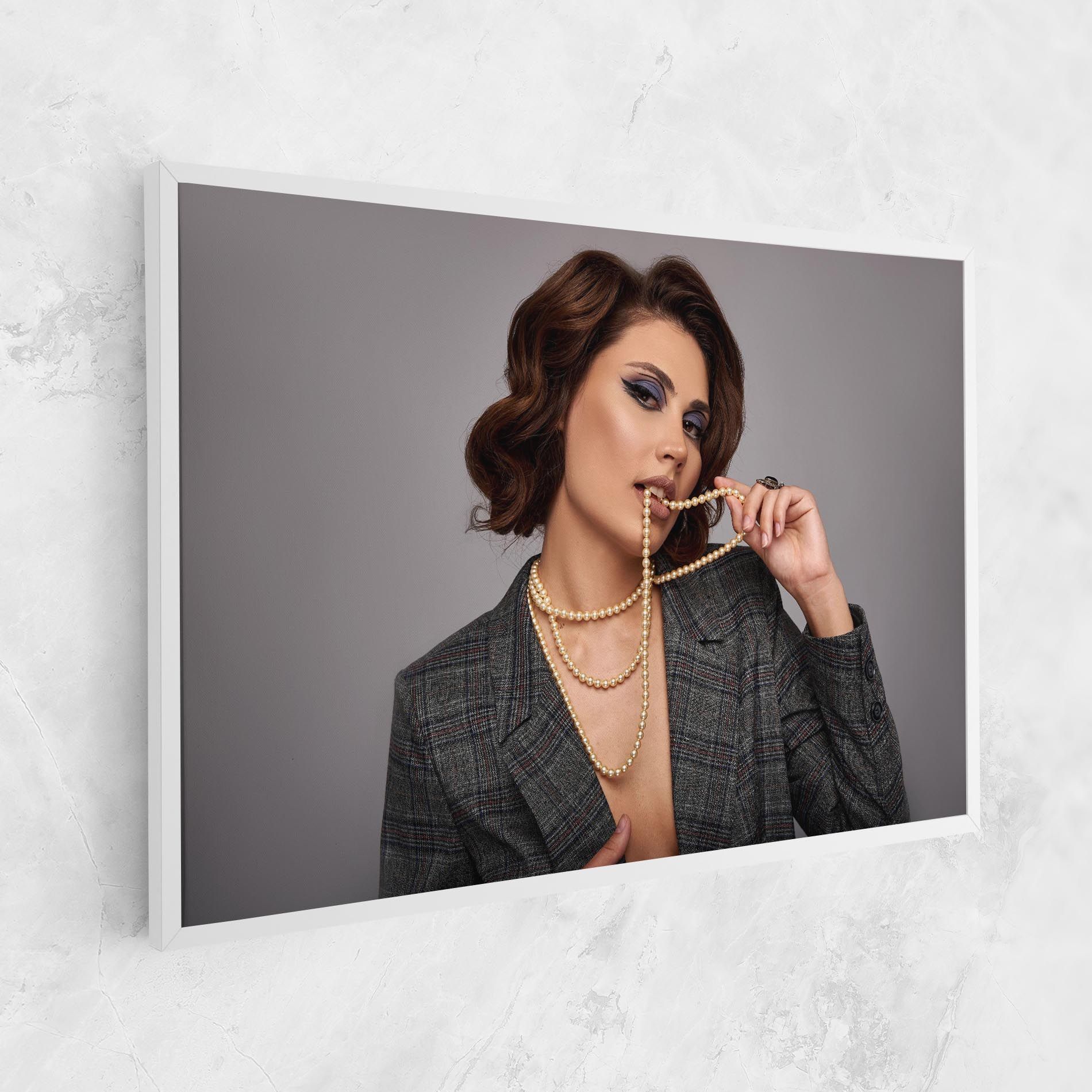 Gold Pearls mockup 1