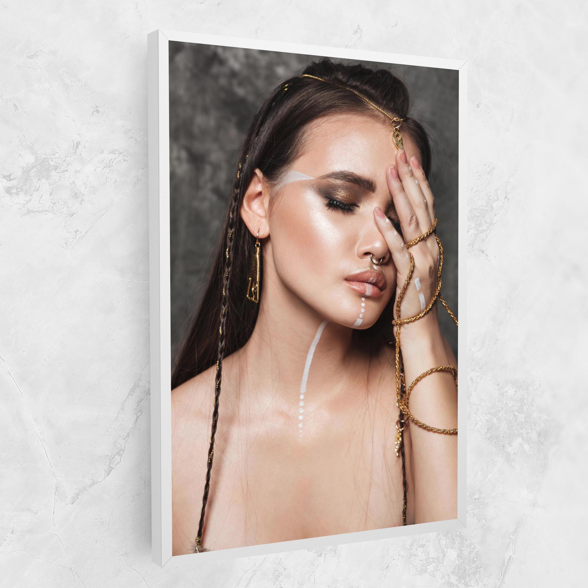 Leinwandbild Gold Hand Accessory mockup 1