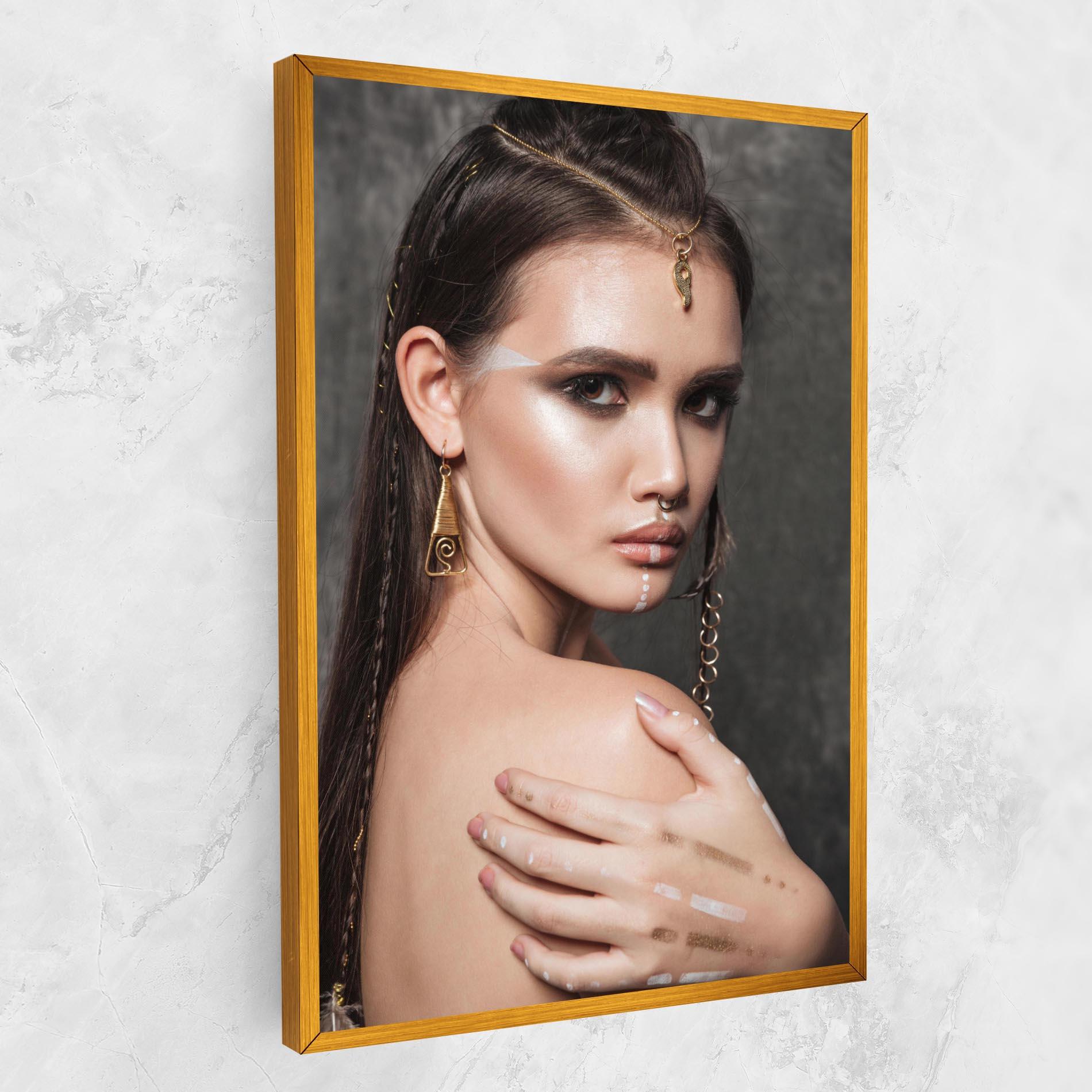 Leinwandbild Gold Triangle Earring mockup 1