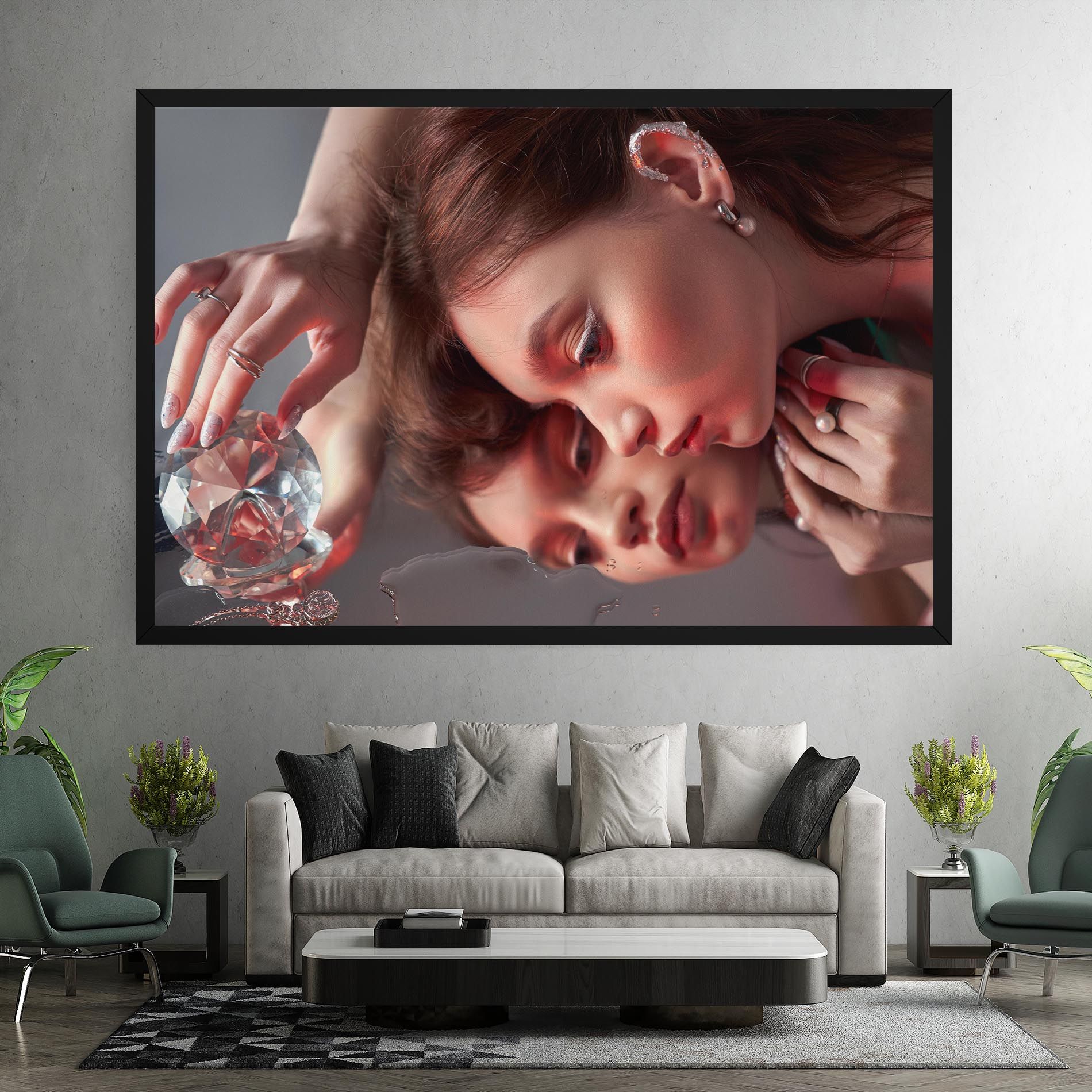 Big Diamond Hand mockup 7