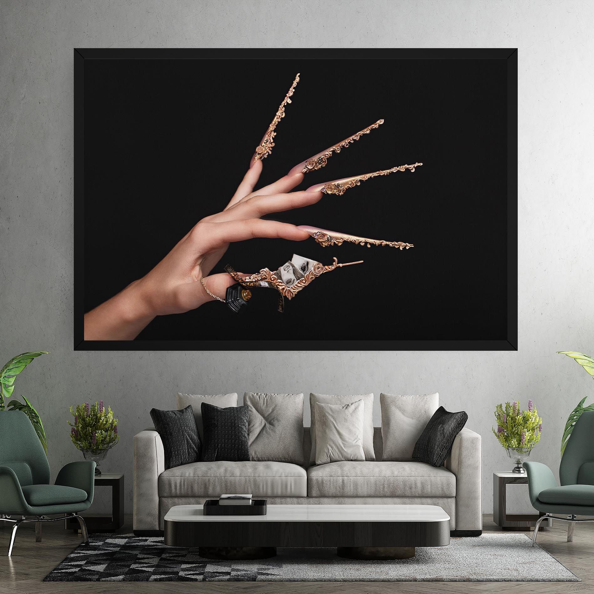 Creative Manicure mockup 7