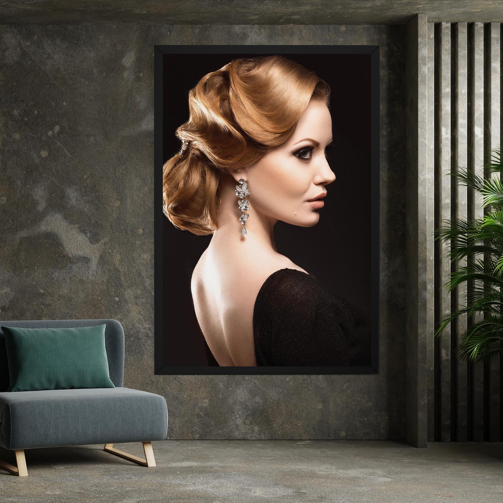 Leinwandbild Elegant Earrings mockup 7