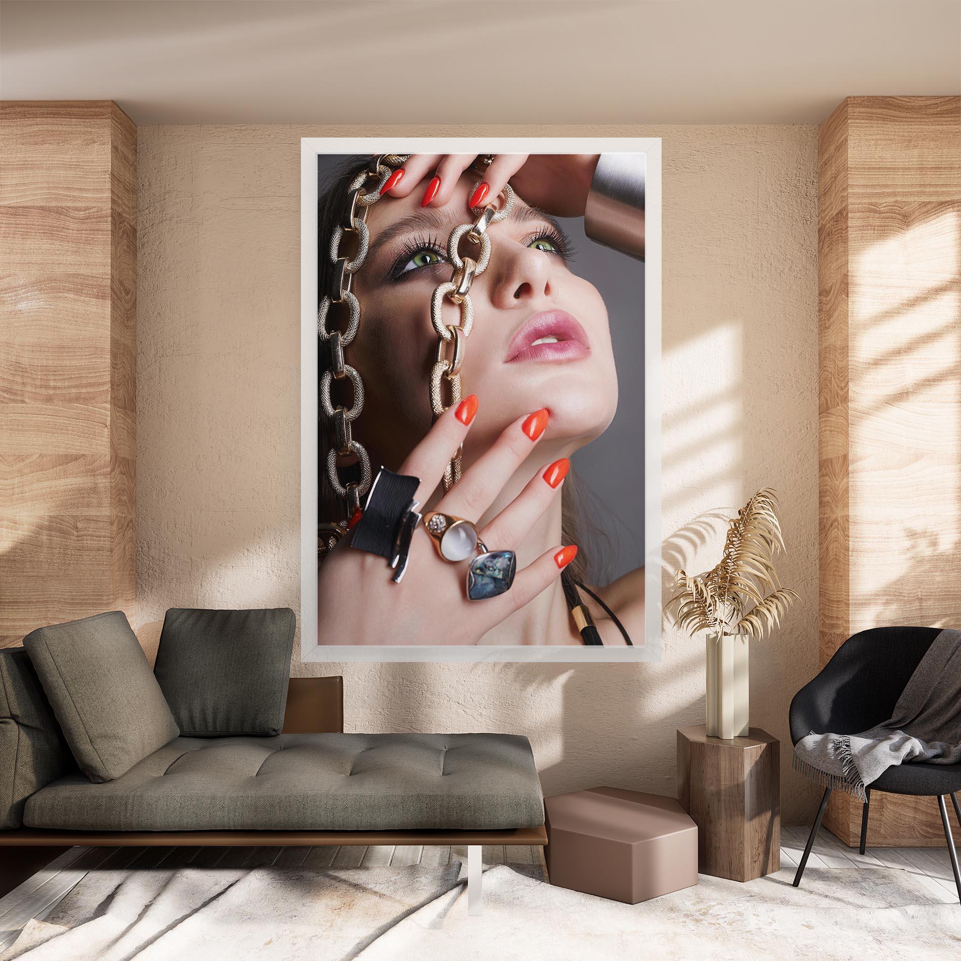 Leinwandbild Big Chain Woman mockup 8